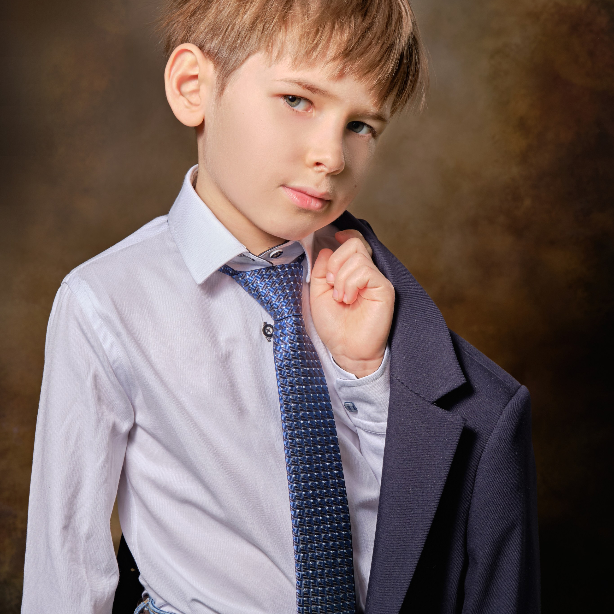 Забронировать услугу «Выпускной альбом» у фотографа Кати Вербицкой. К-КАДР — фото и видео для маркетплейсов в СПб