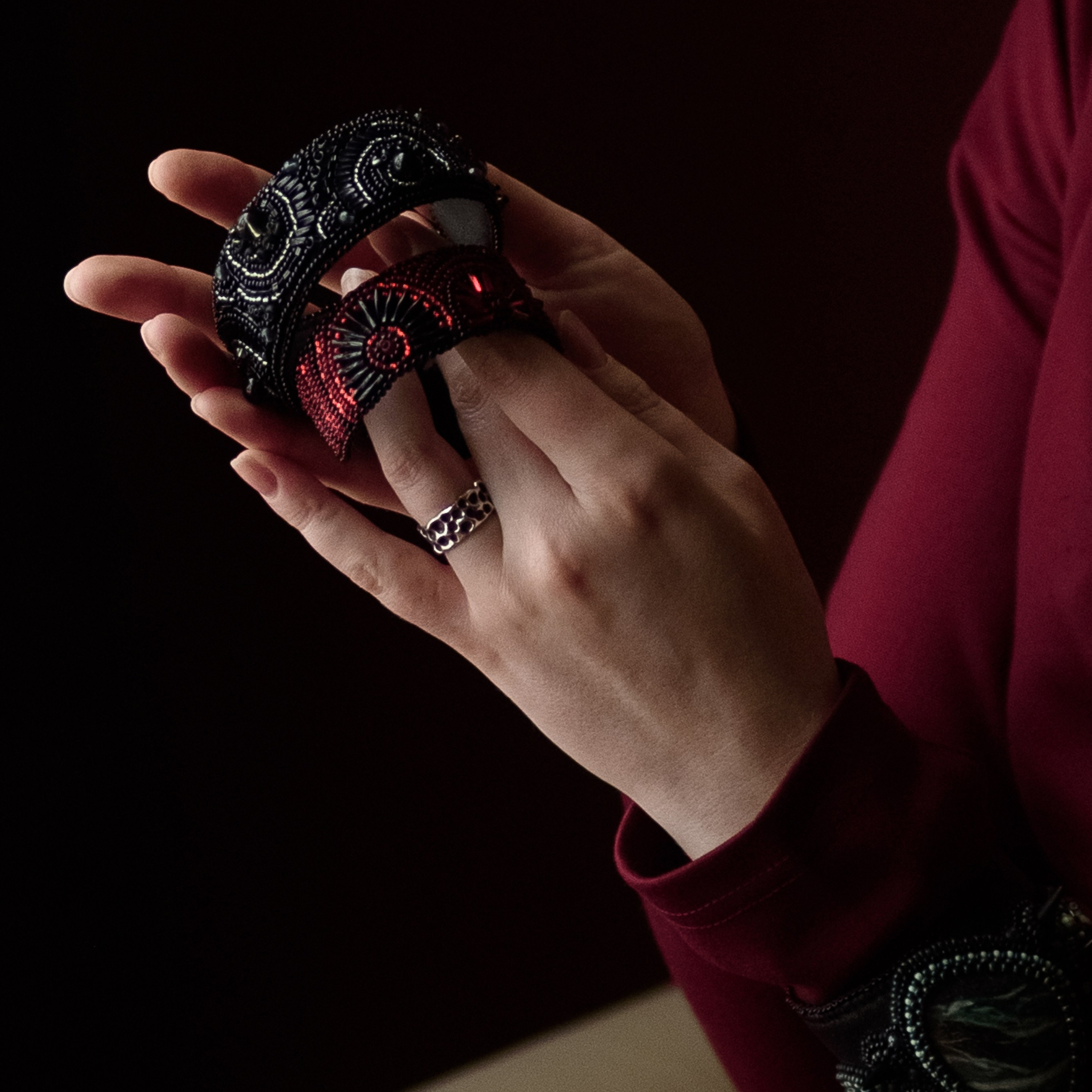 Мастер авторских украшений Ирина.