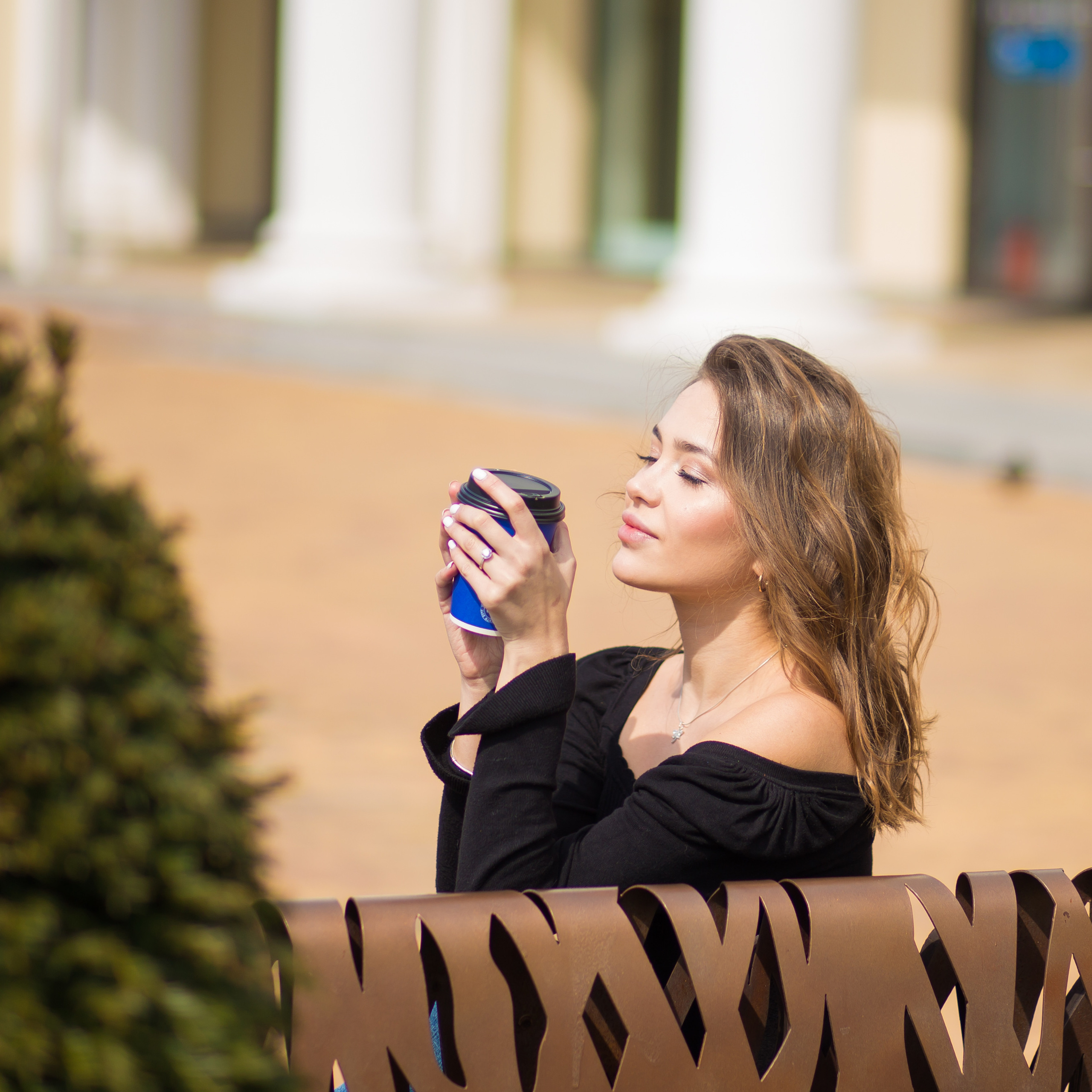 Эля. Прогулка в центре