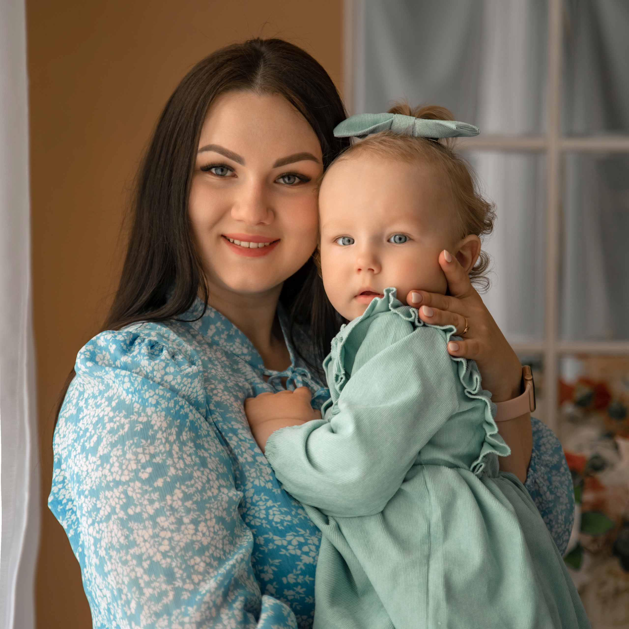 МАМА И ДОЧЬ