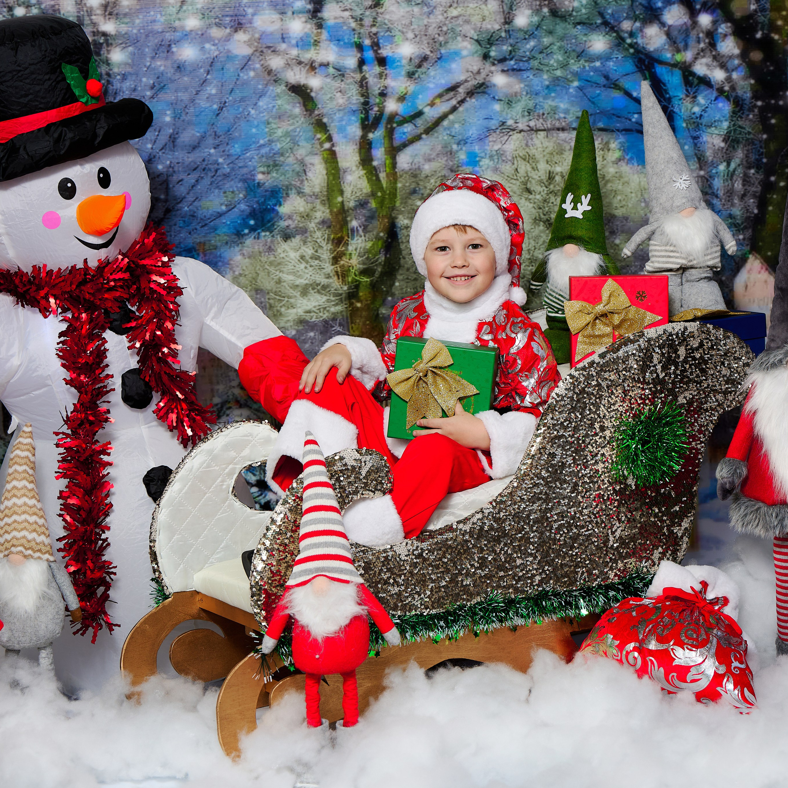 Дед Мороз и Снегурочка