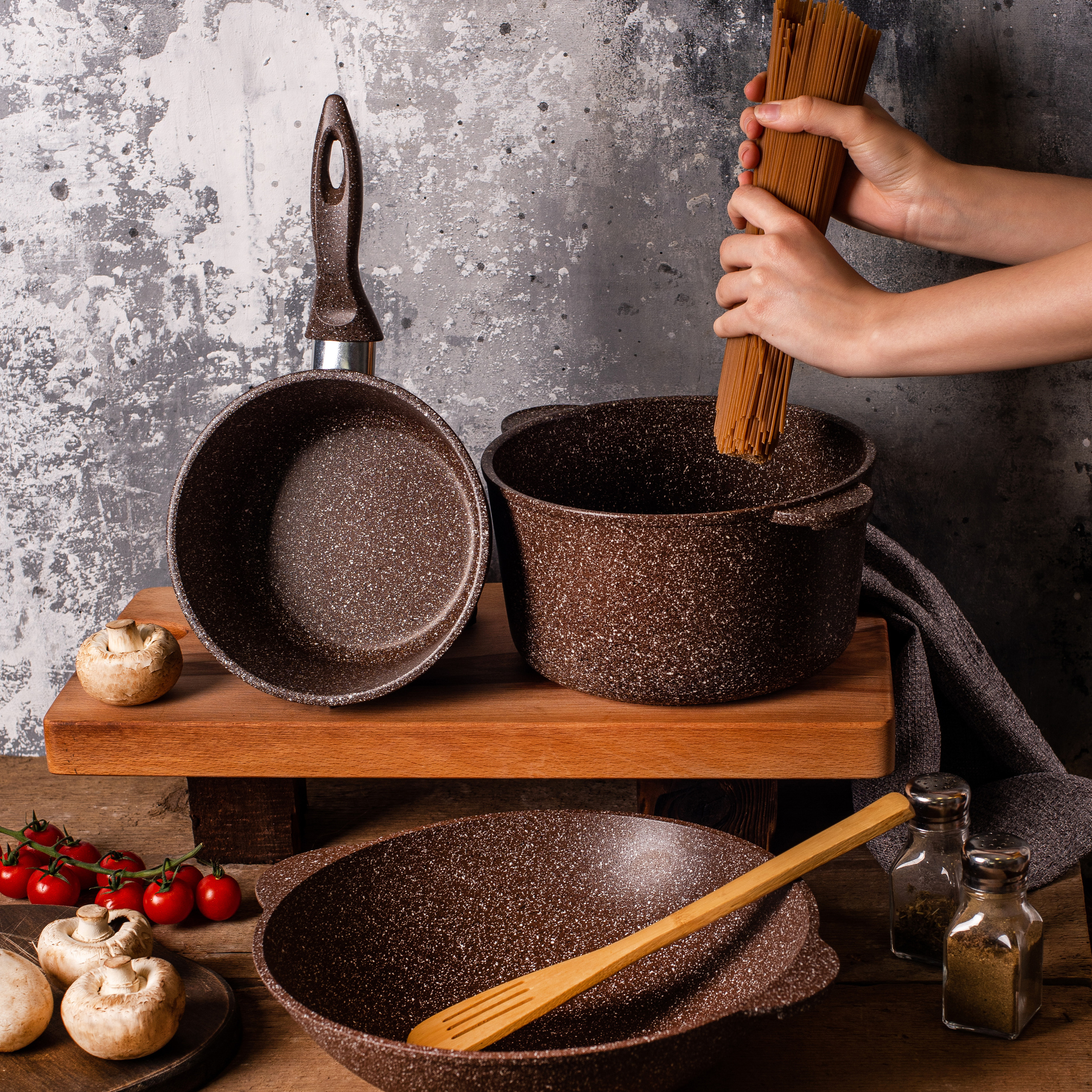 ПОСУДА/Сковородки. Портретный и предметный фотограф в Краснодаре Татьяна Хабеева