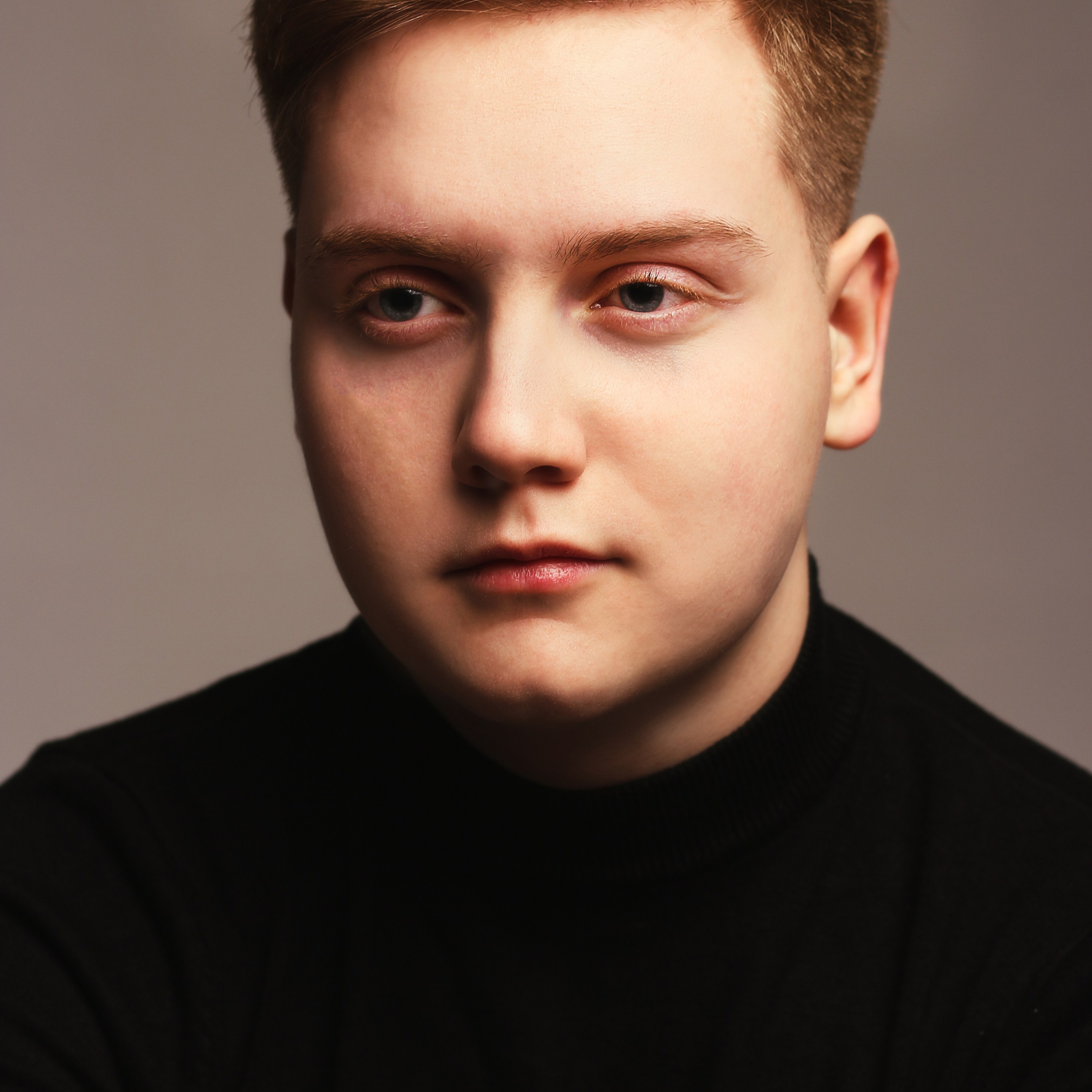 Артем. Алиса Томшина — Фотограф