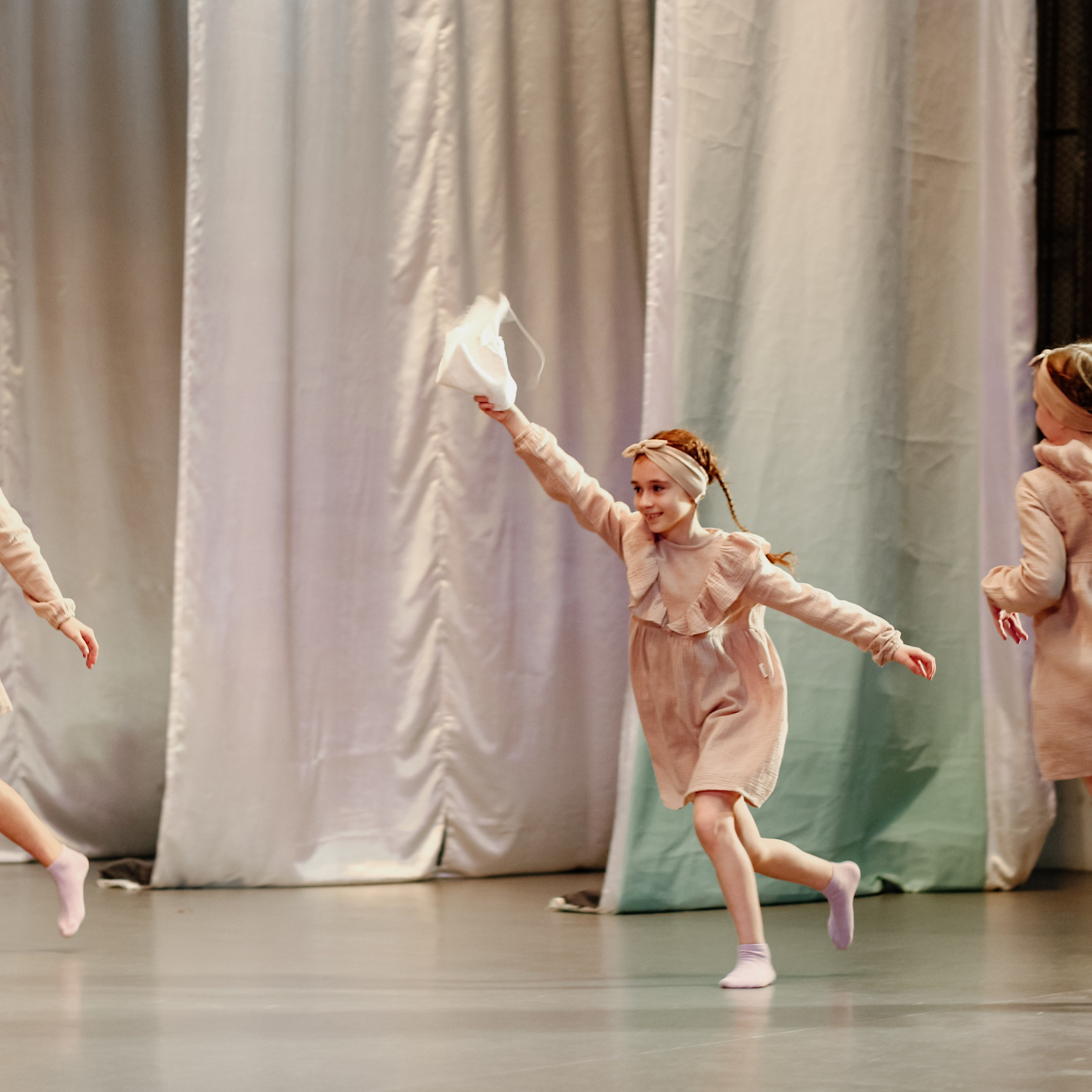 На 3 такт. Алиса Томшина — Фотограф