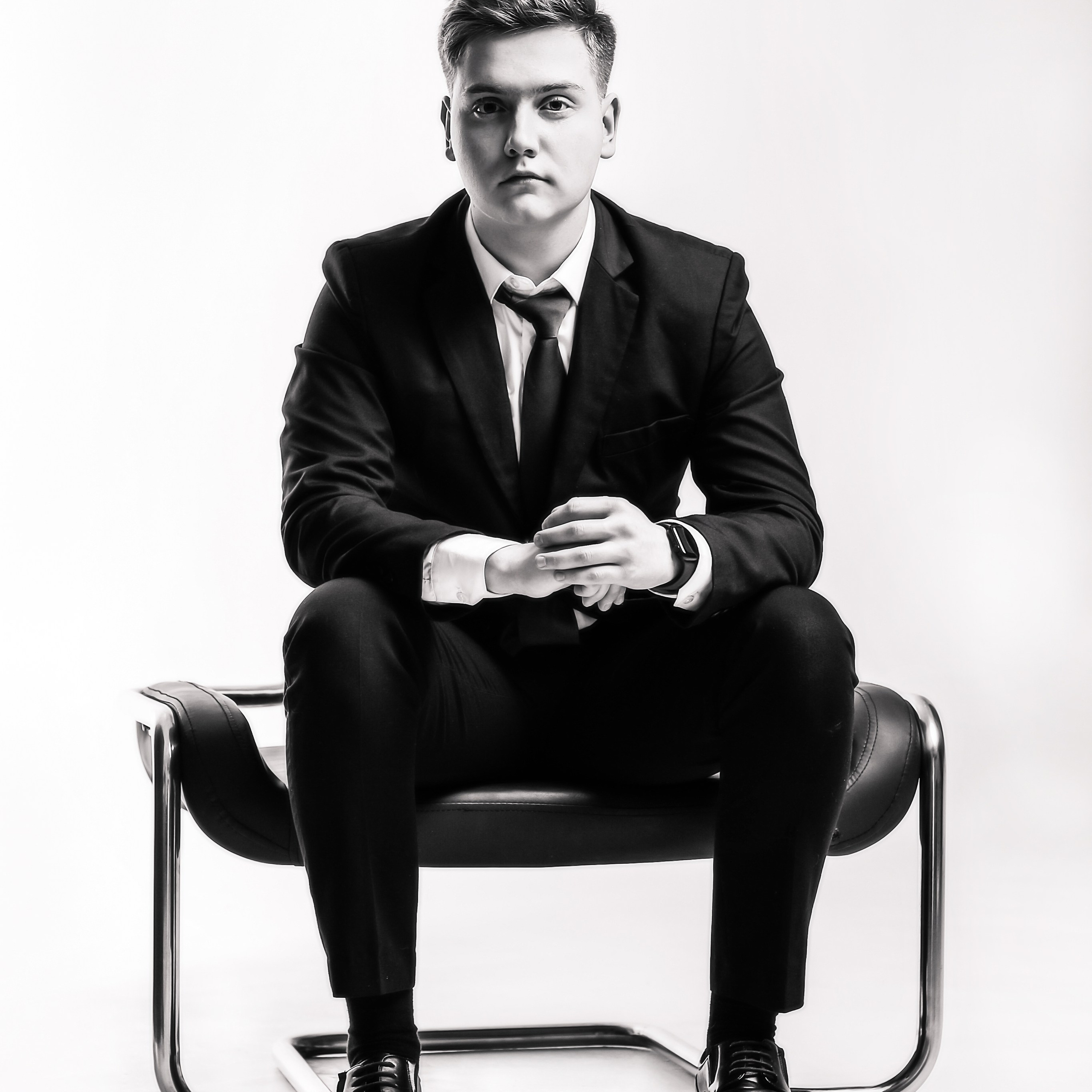 Артем. Алиса Томшина — Фотограф