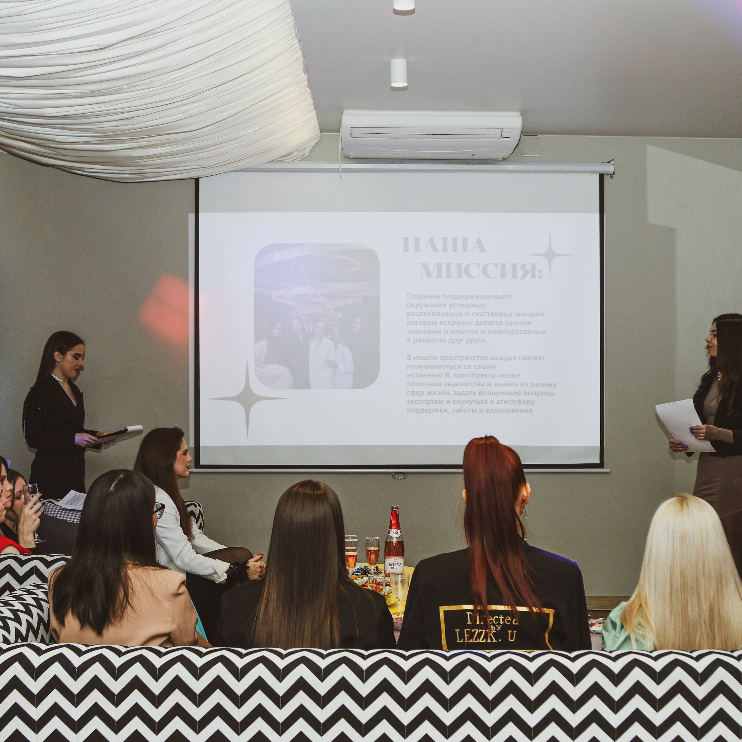 Студия пятница. Алиса Томшина — Фотограф