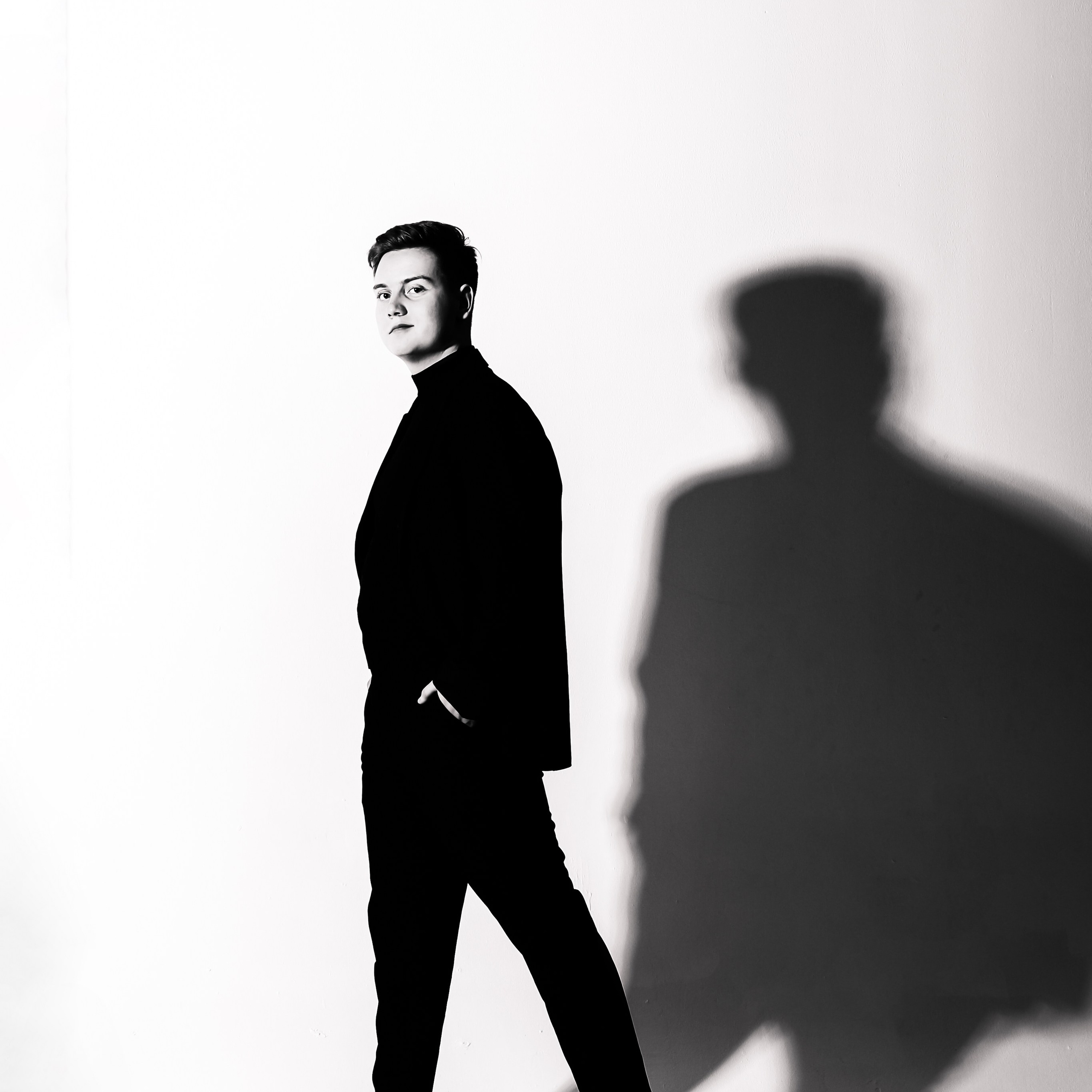 Артем. Алиса Томшина — Фотограф