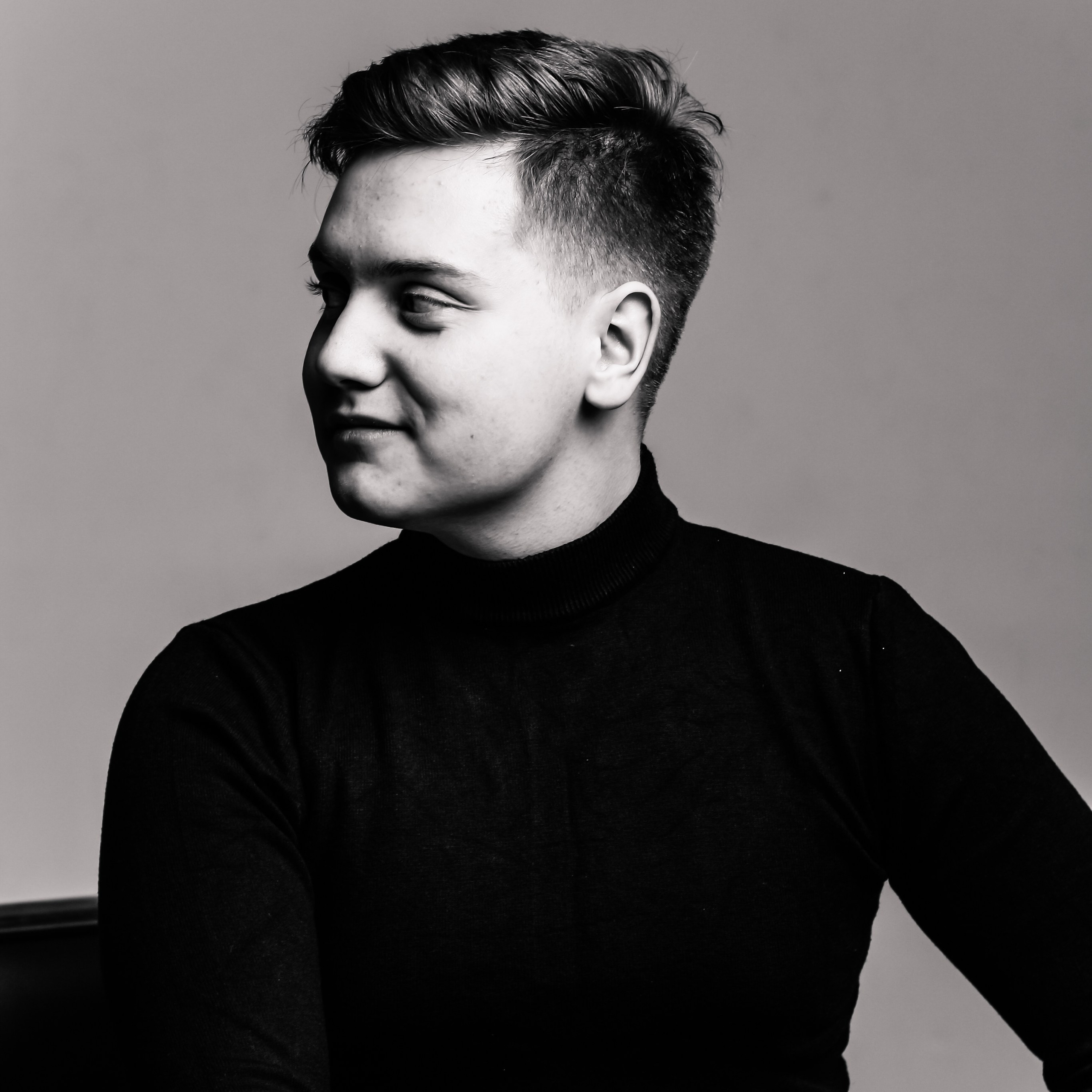 Артем. Алиса Томшина — Фотограф