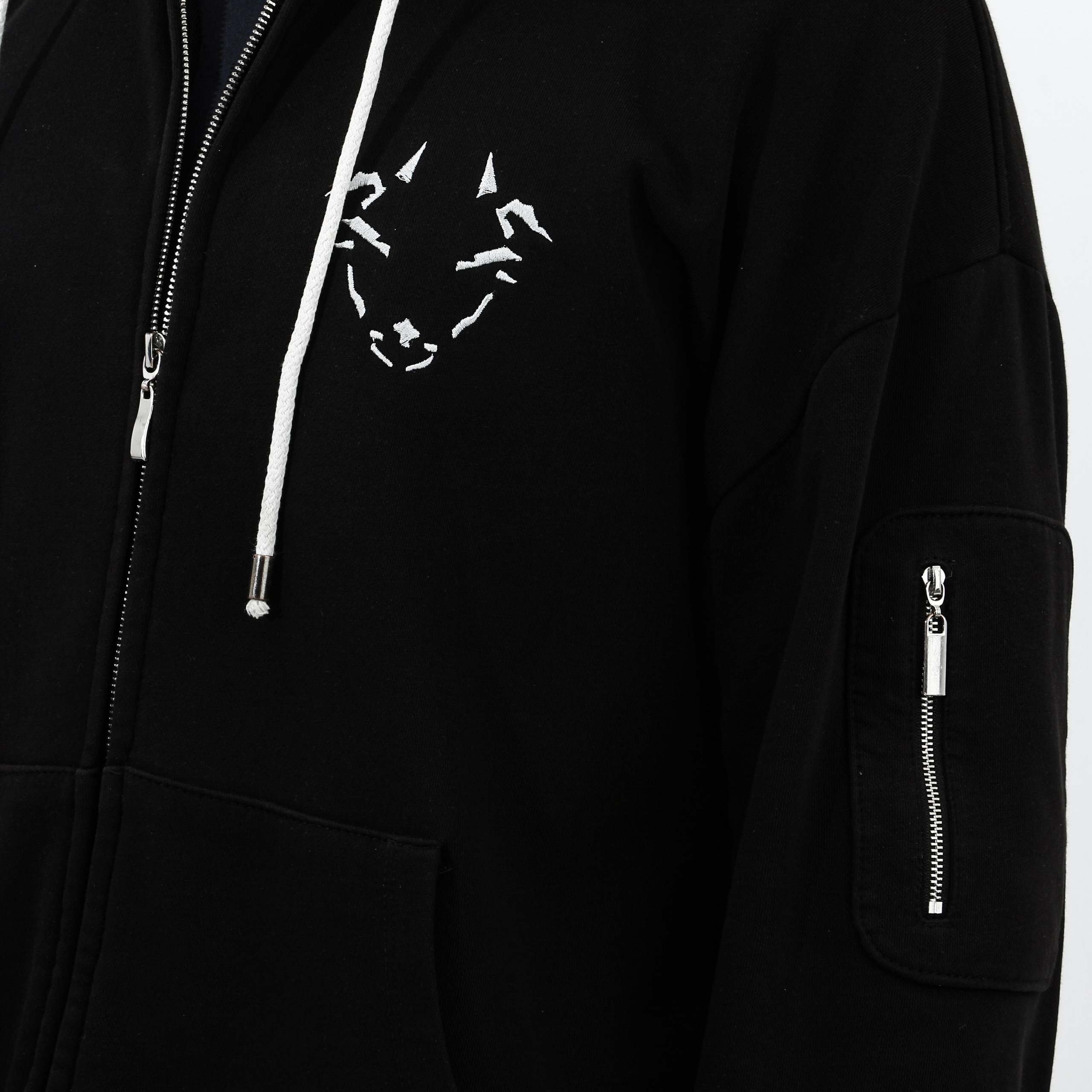 Одежда 2 студия. Алиса Томшина — Фотограф