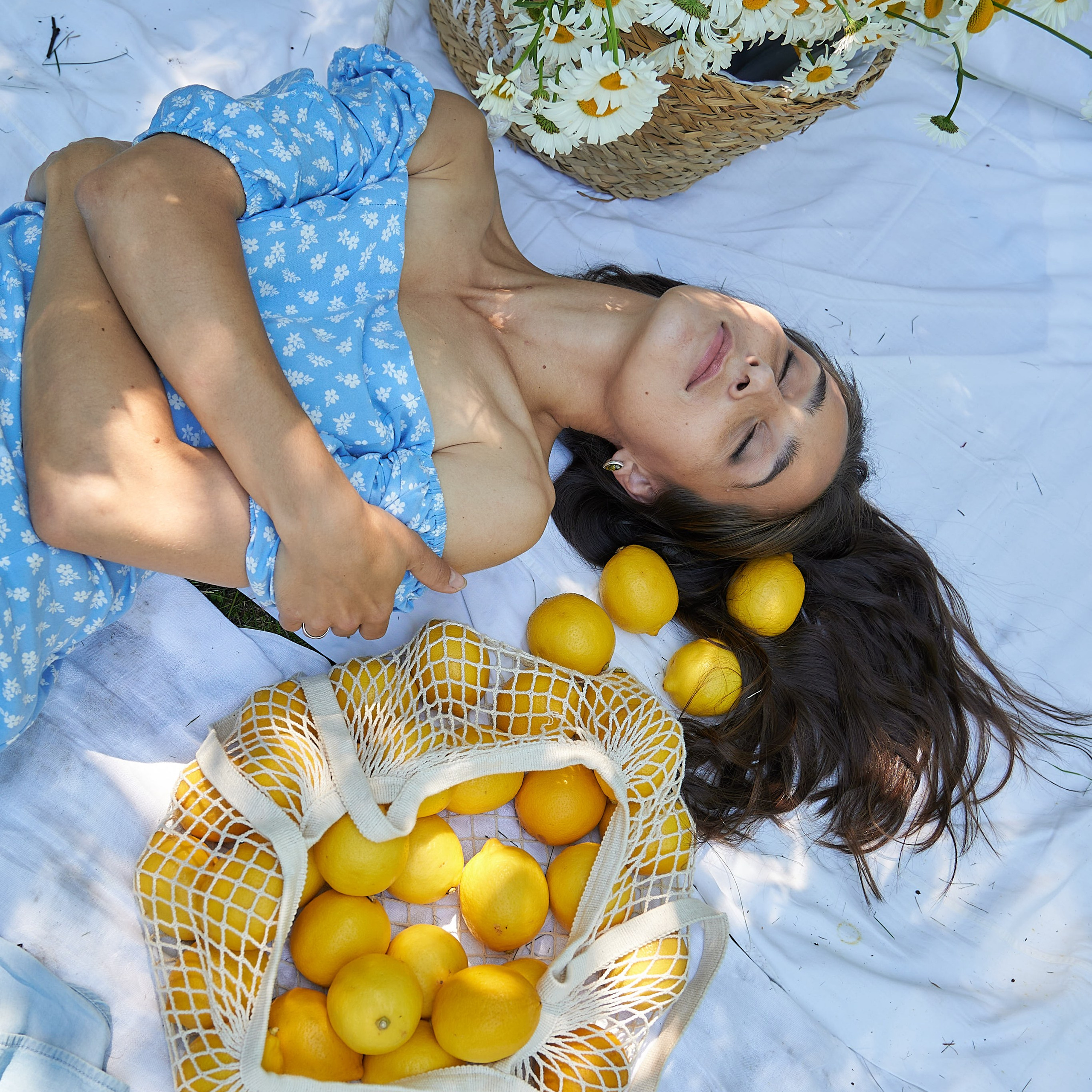 Фотосессия с лимонами