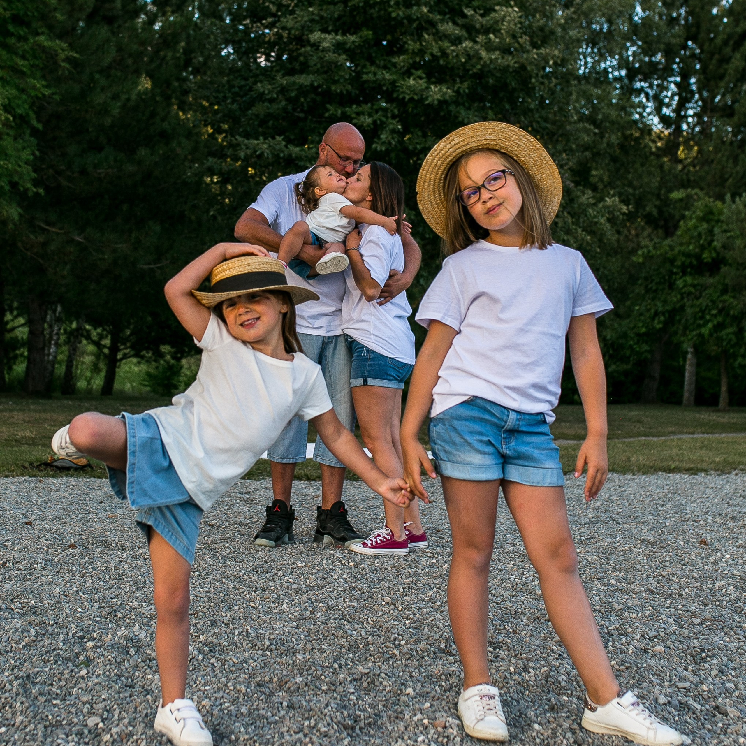 Стив, Шарли, Каро, Тэа, Нора