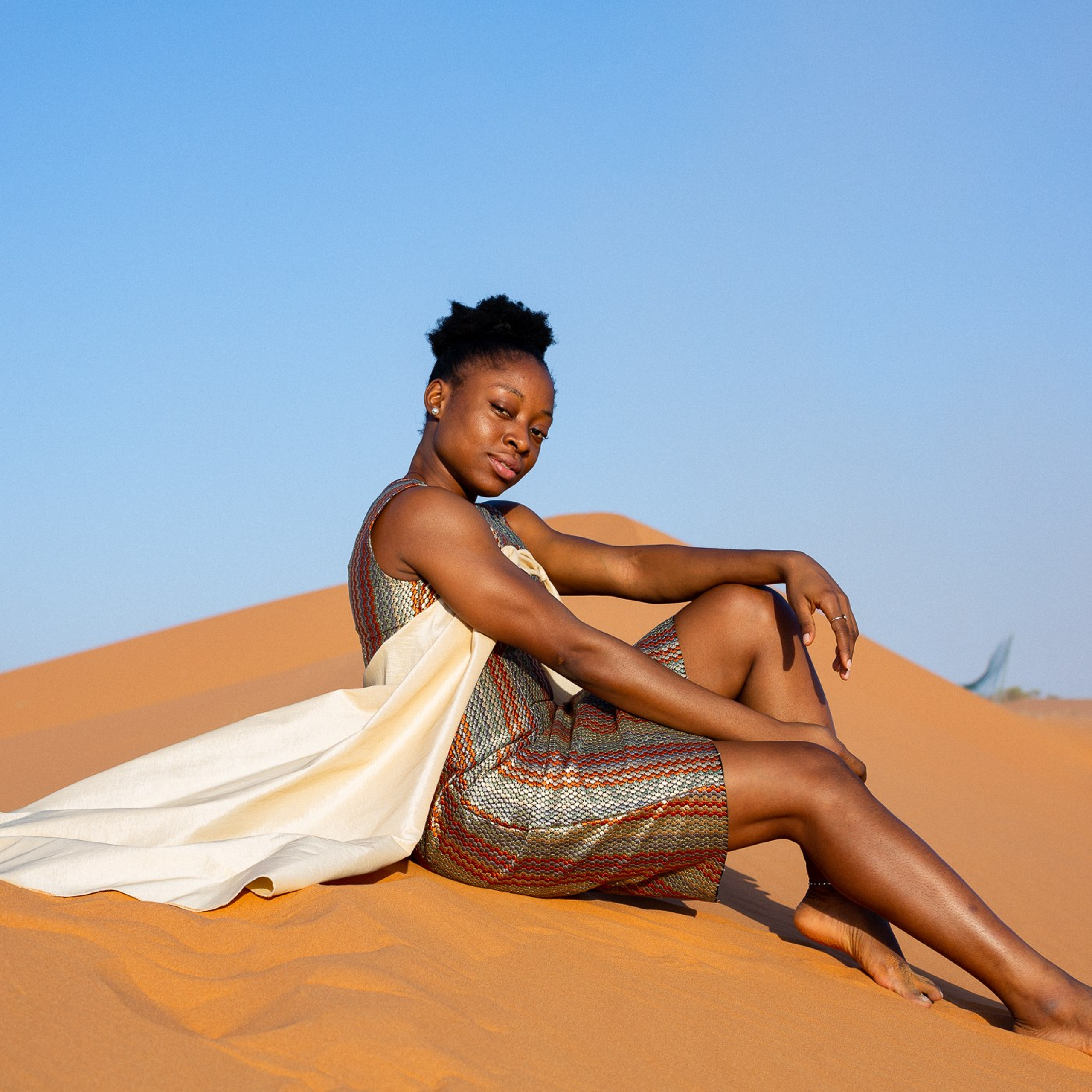 Лавлин Бакари