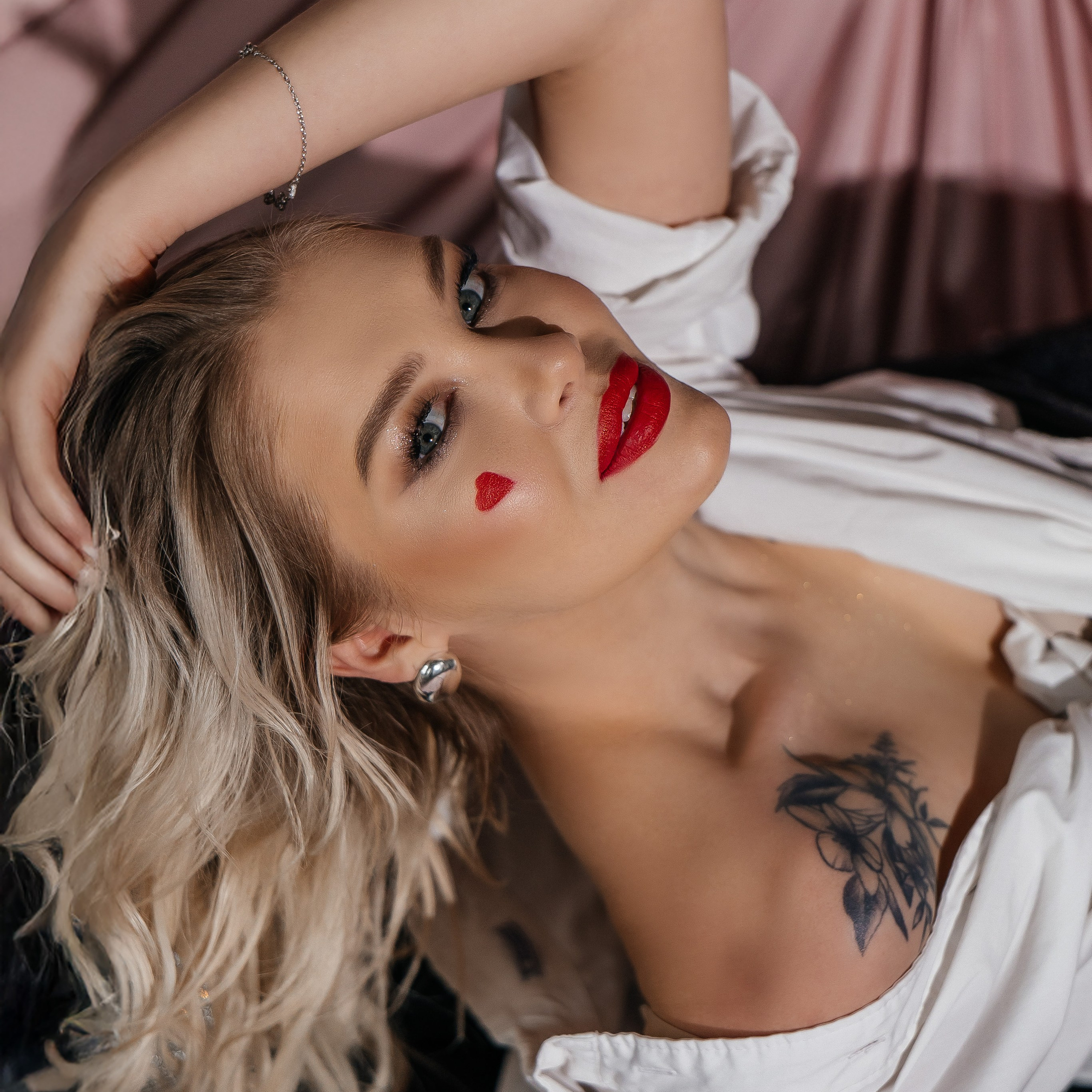 Александра