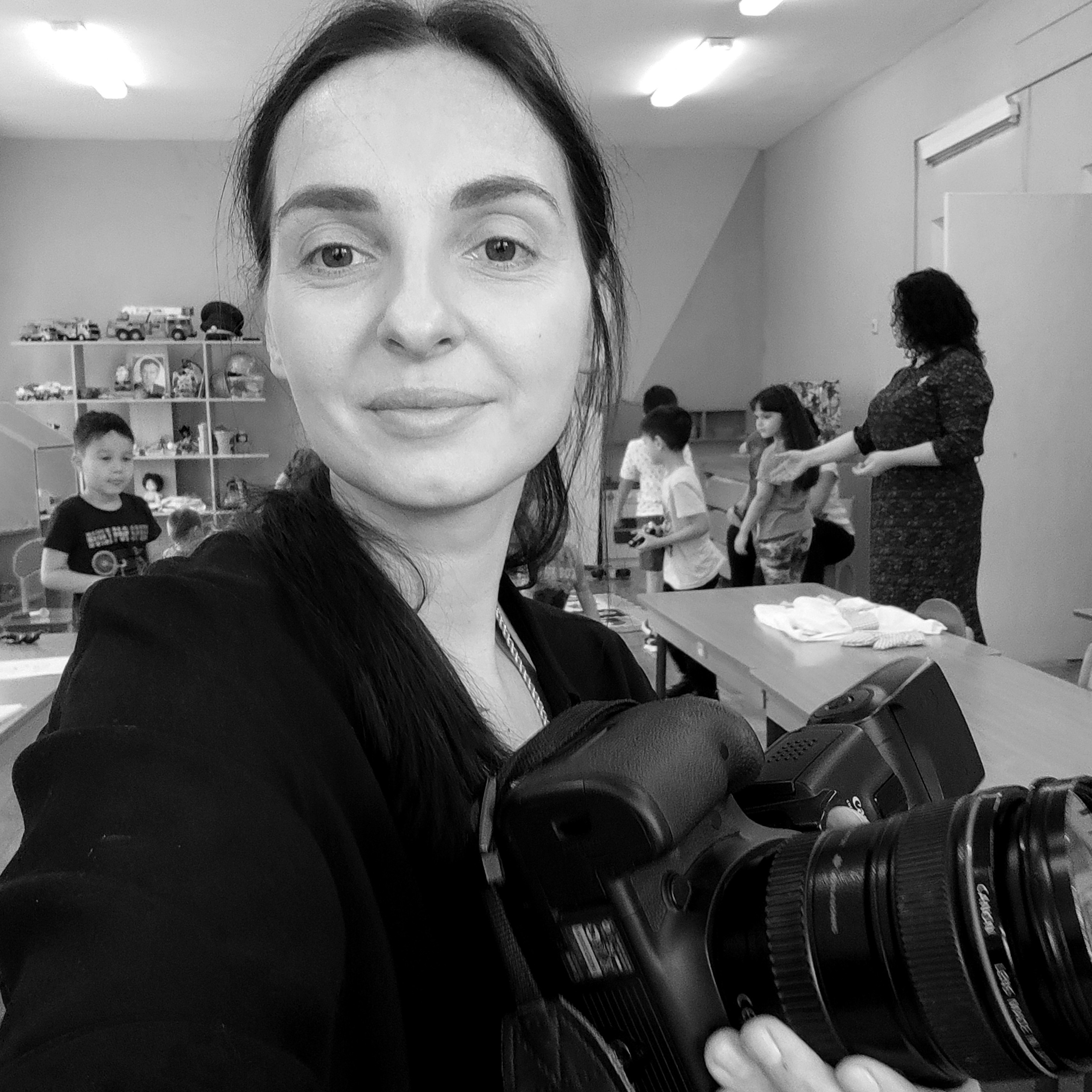 ОБО МНЕ. Школьный фотограф в Москве Марья Булычёва