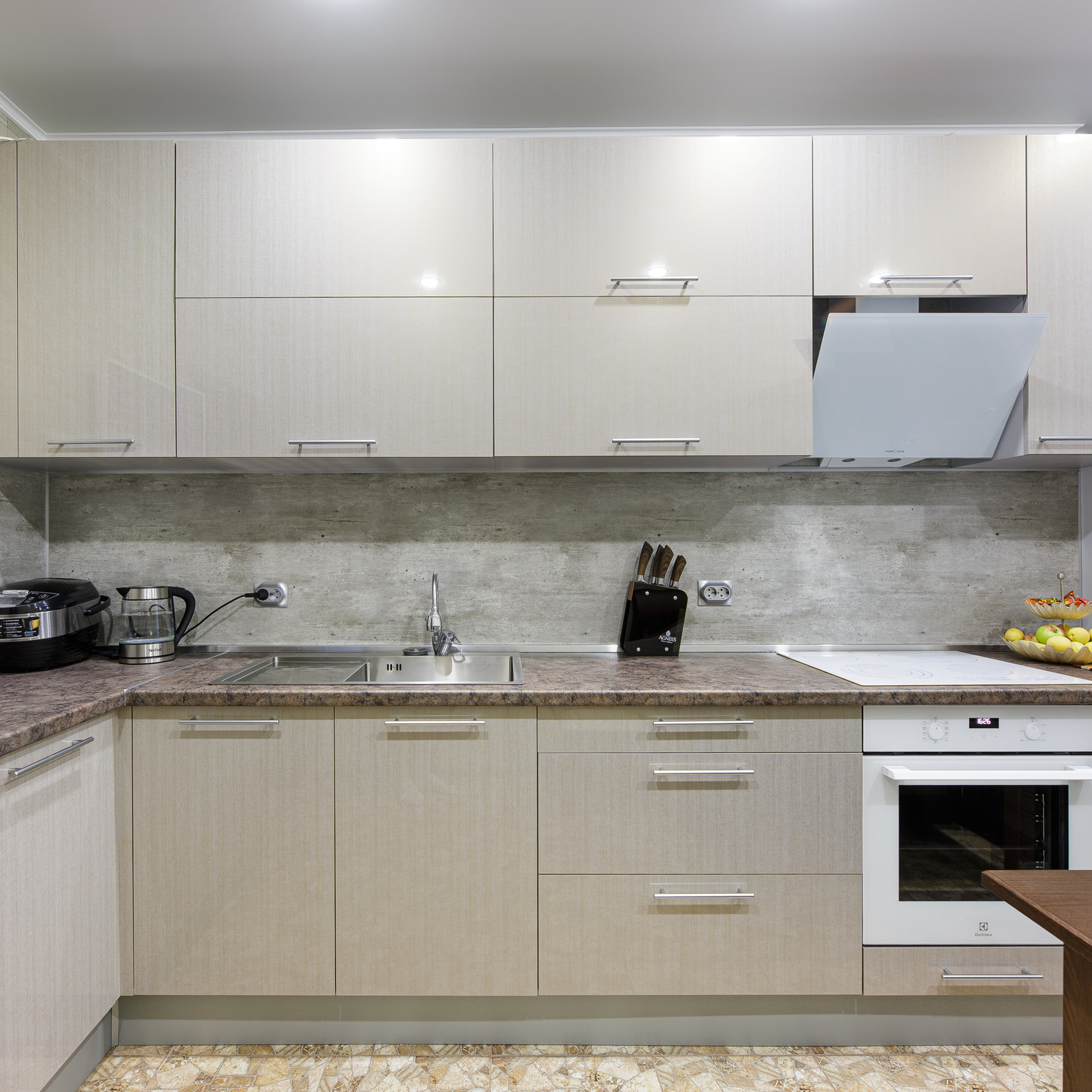 Renatphoto-Отзывы о профессиональном фотографе в Анапе. Профессиональная фотосъёмка интерьеров, предметная фотосессия еды для меню г. Анапа