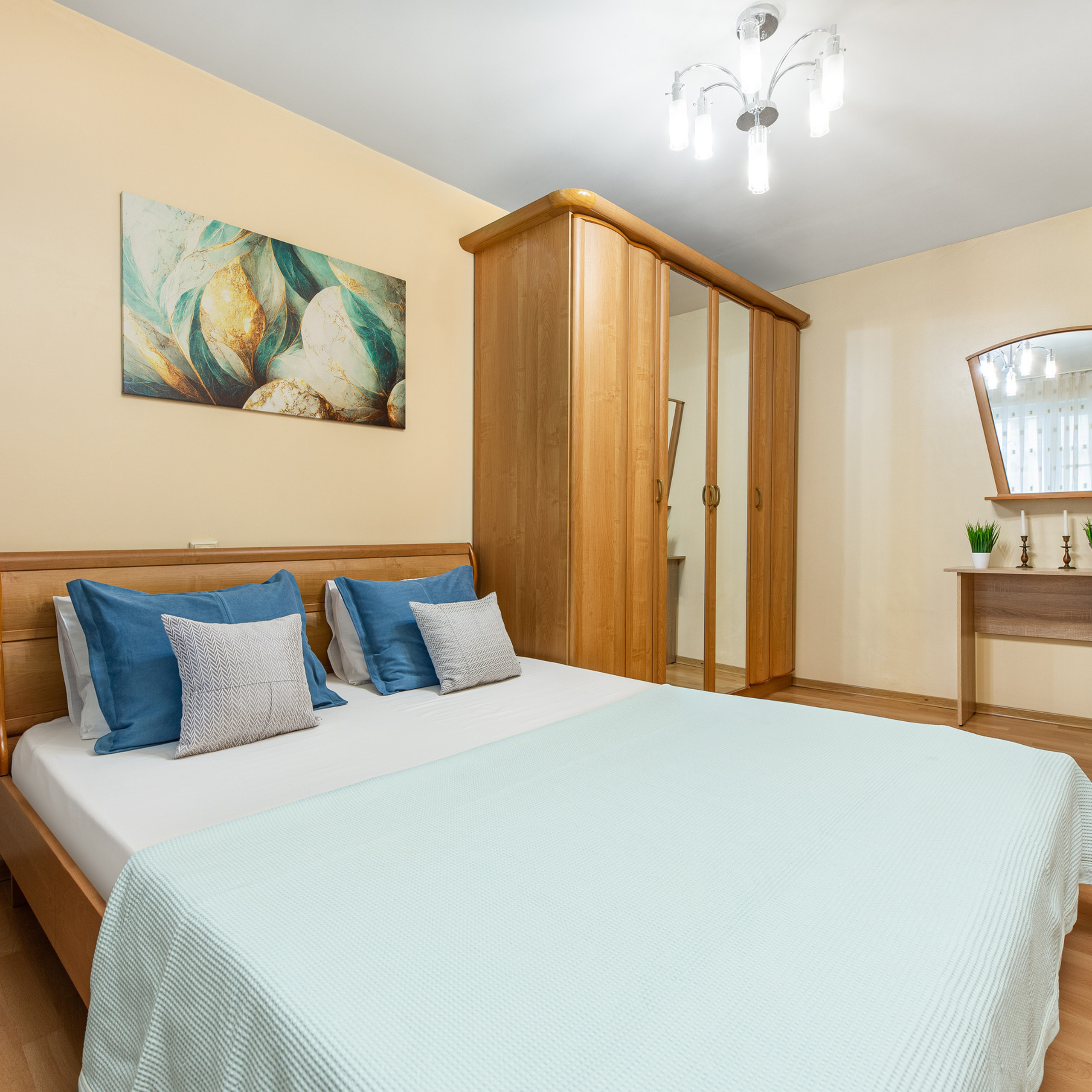 Renatphoto-Отзывы о профессиональном фотографе в Анапе. Профессиональная фотосъёмка интерьеров, предметная фотосессия еды для меню г. Анапа