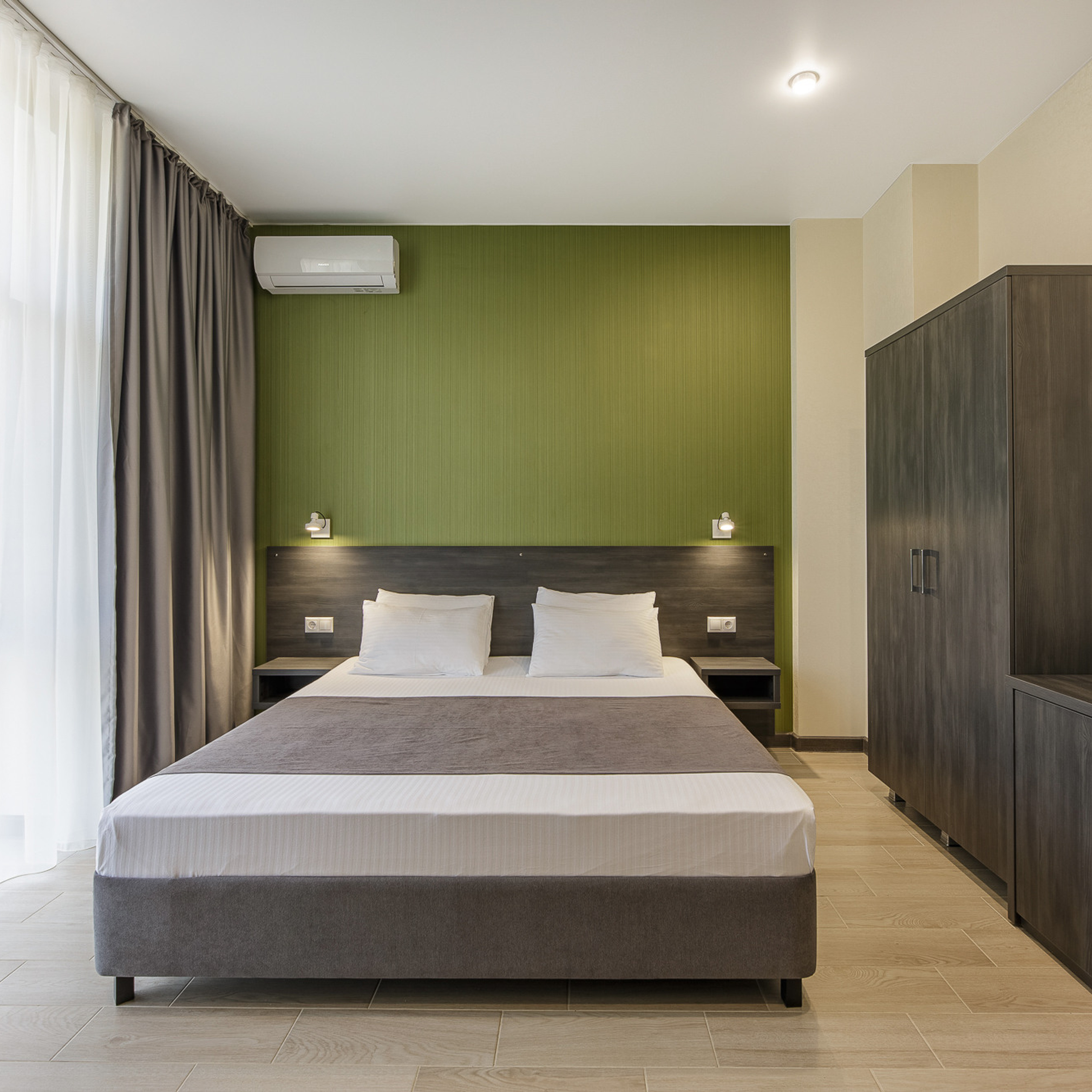 Renatphoto-Отзывы о профессиональном фотографе в Анапе. Профессиональная фотосъёмка интерьеров, предметная фотосессия еды для меню г. Анапа