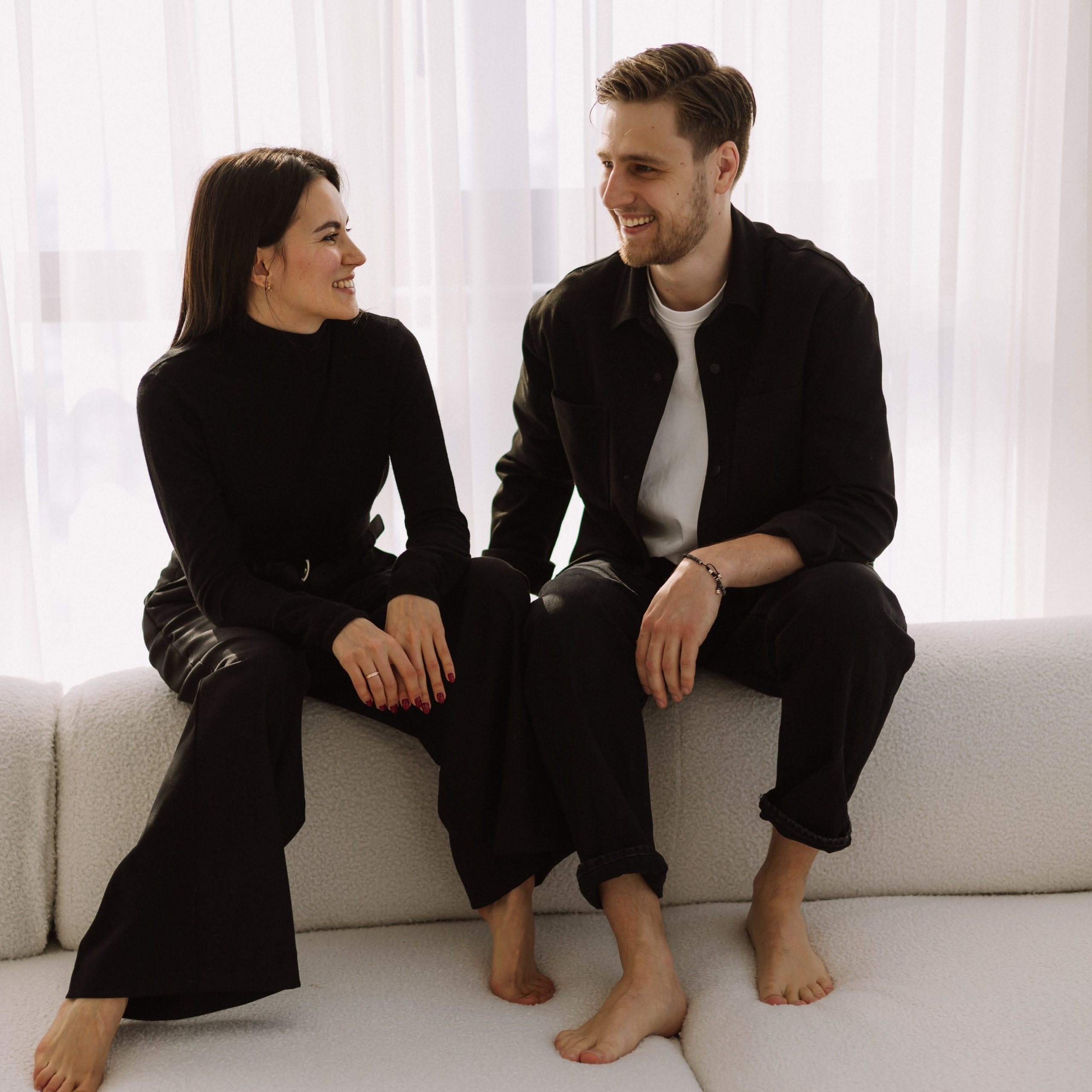 Студийная. Большая семья. Фотограф Уфа Башкирия Мухаметянова Алина. Свадебный семейный портретный