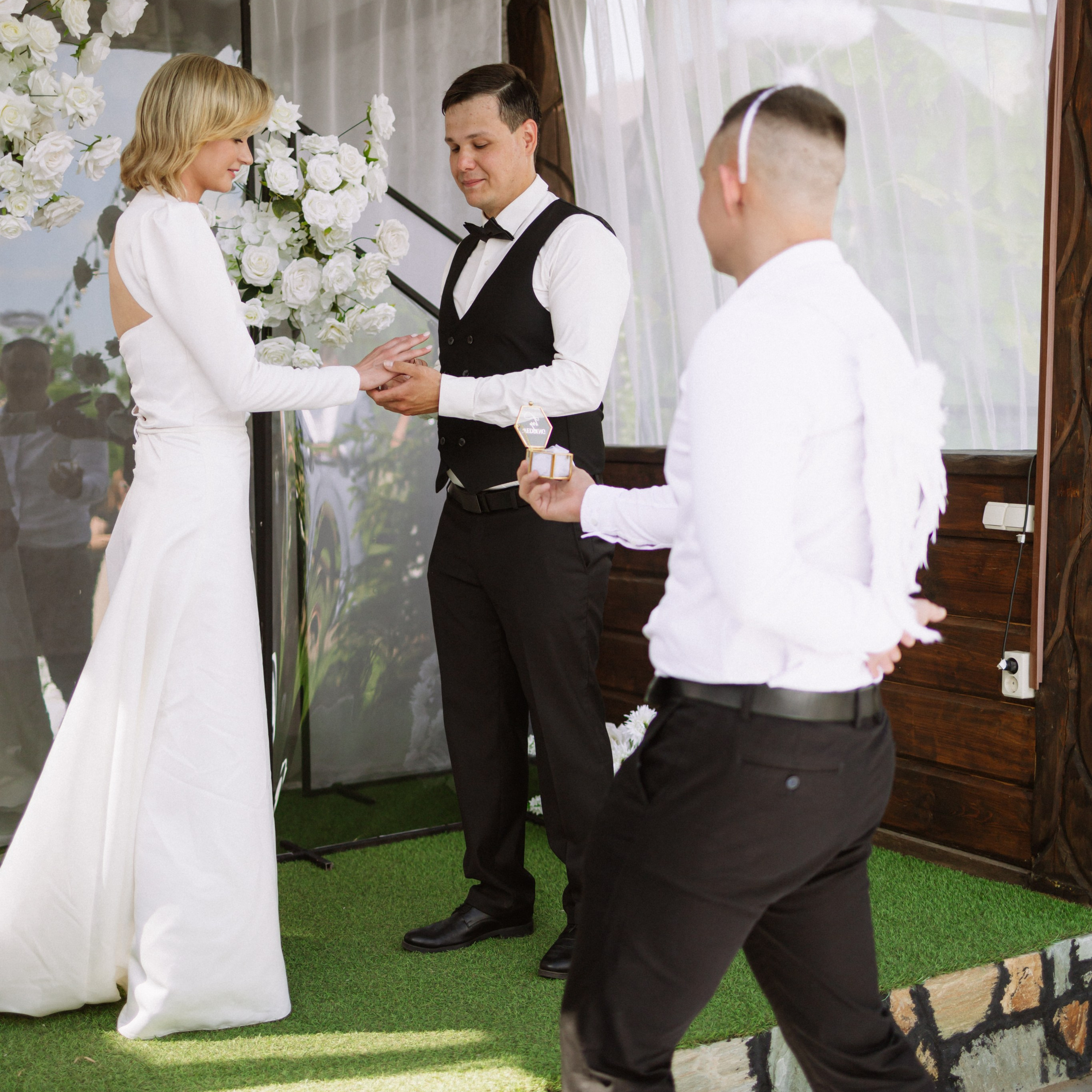 Выездная регистрация. Фотограф Уфа Башкирия Мухаметянова Алина. Свадебный семейный портретный