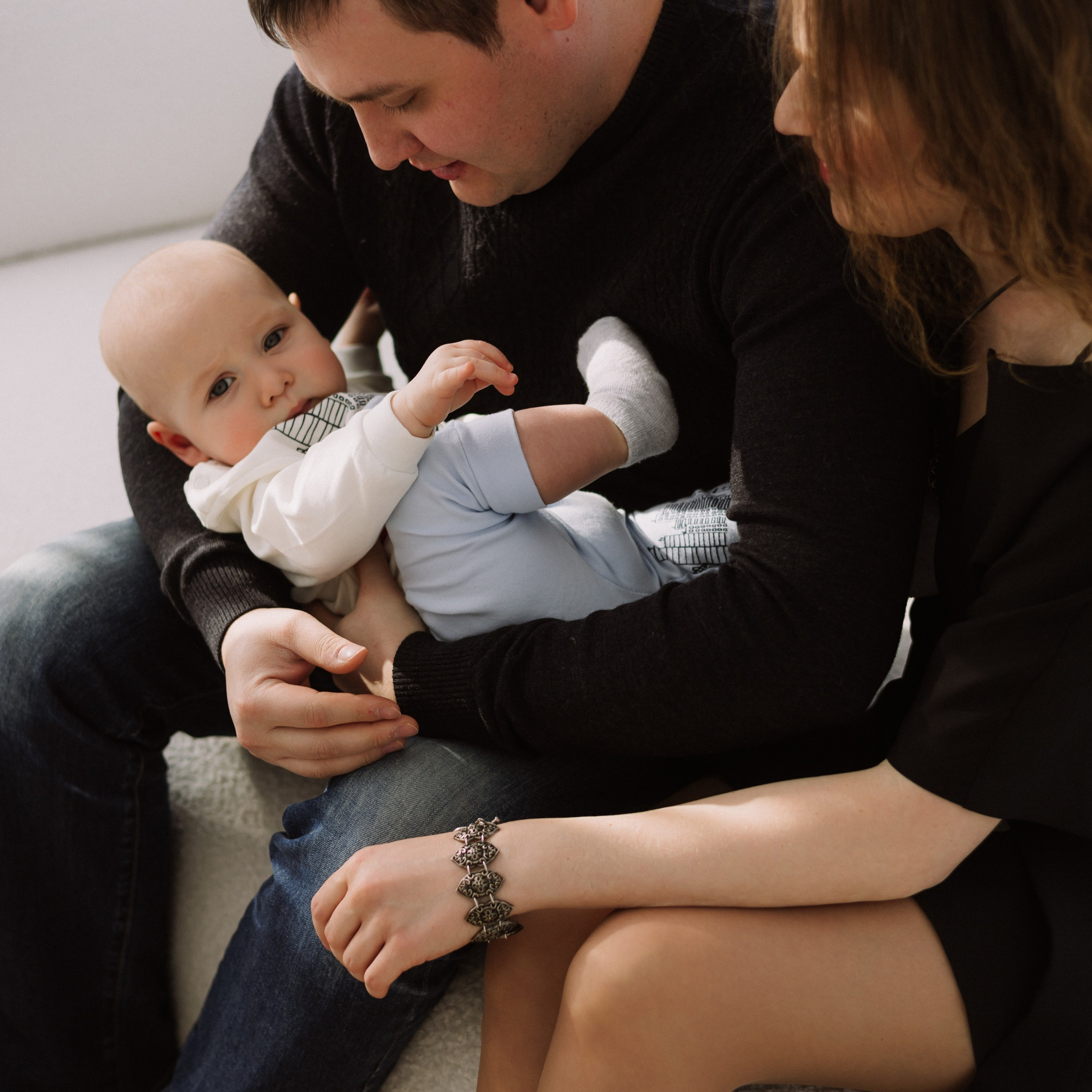 Студийная. Большая семья. Фотограф Уфа Башкирия Мухаметянова Алина. Свадебный семейный портретный