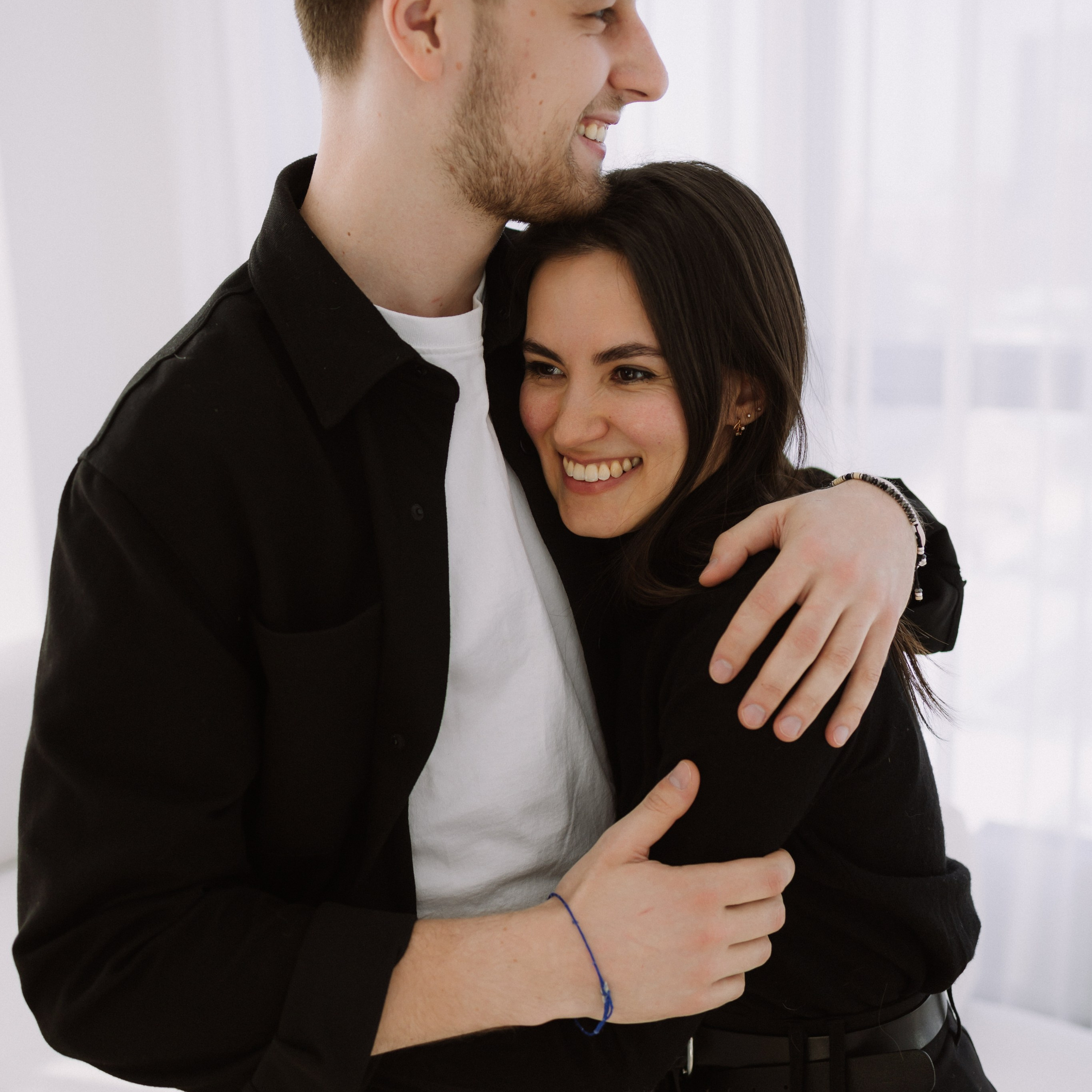 Студийная. Большая семья. Фотограф Уфа Башкирия Мухаметянова Алина. Свадебный семейный портретный