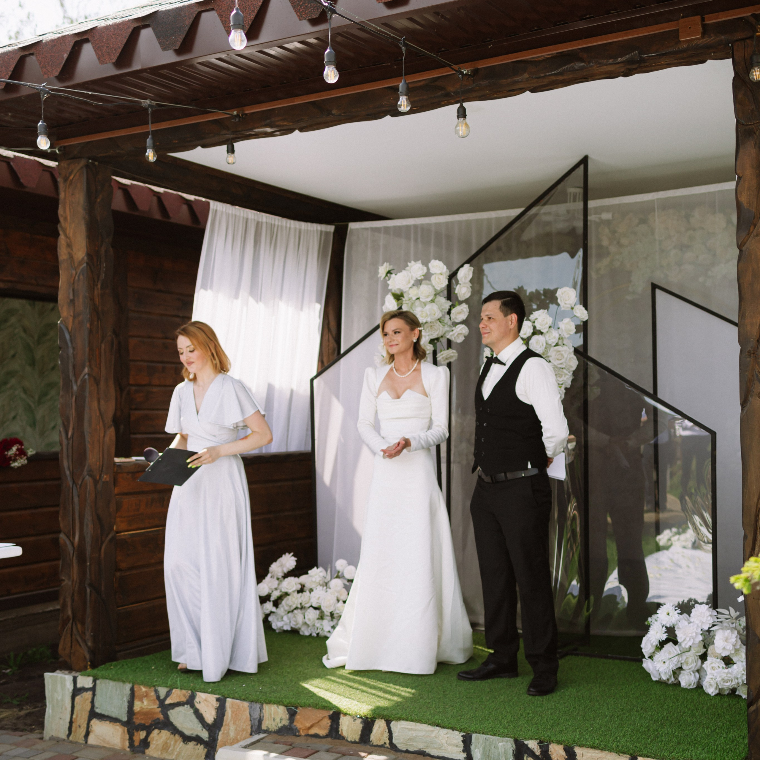 Выездная регистрация. Фотограф Уфа Башкирия Мухаметянова Алина. Свадебный семейный портретный