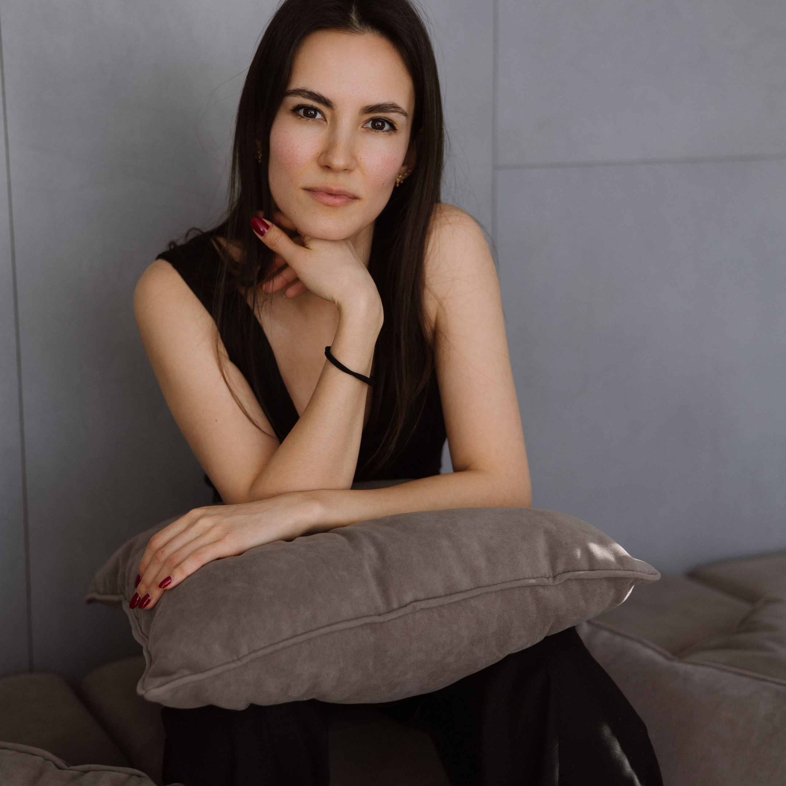 Студийная. Большая семья. Фотограф Уфа Башкирия Мухаметянова Алина. Свадебный семейный портретный