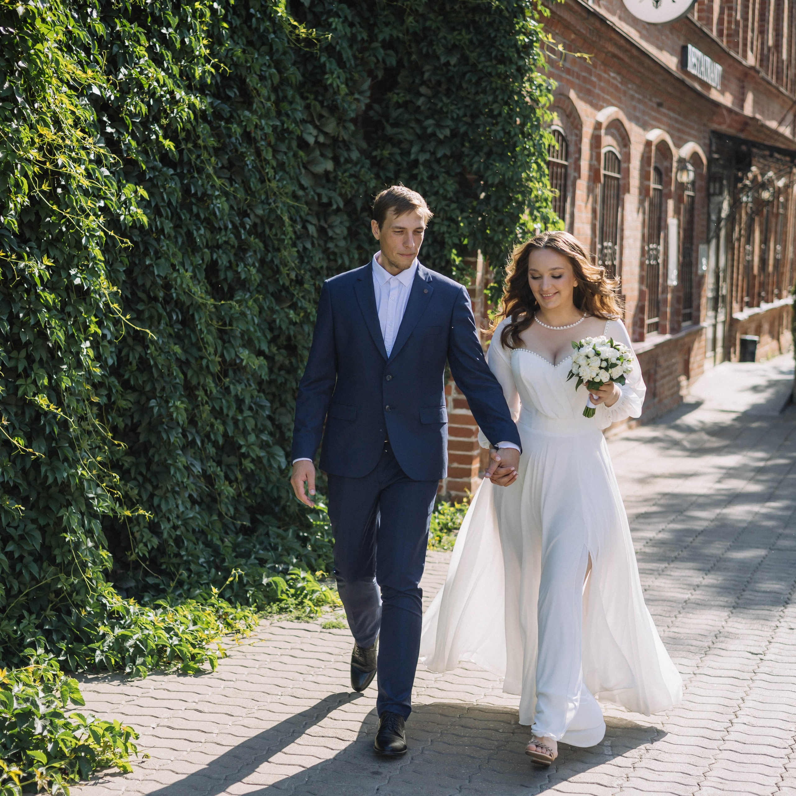 Прогулка. Фотограф Уфа Башкирия Мухаметянова Алина. Свадебный семейный портретный