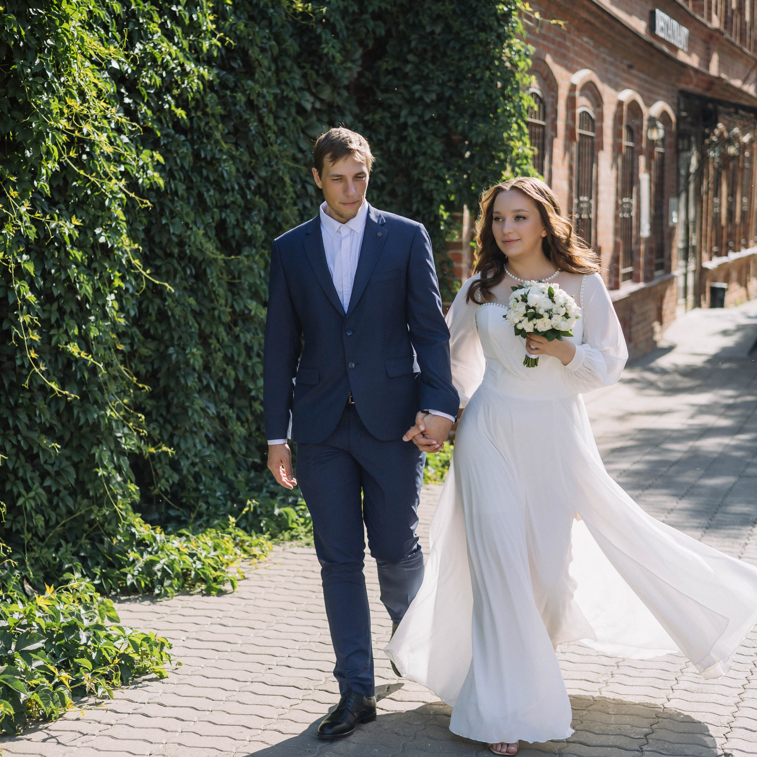 Прогулка. Фотограф Уфа Башкирия Мухаметянова Алина. Свадебный семейный портретный