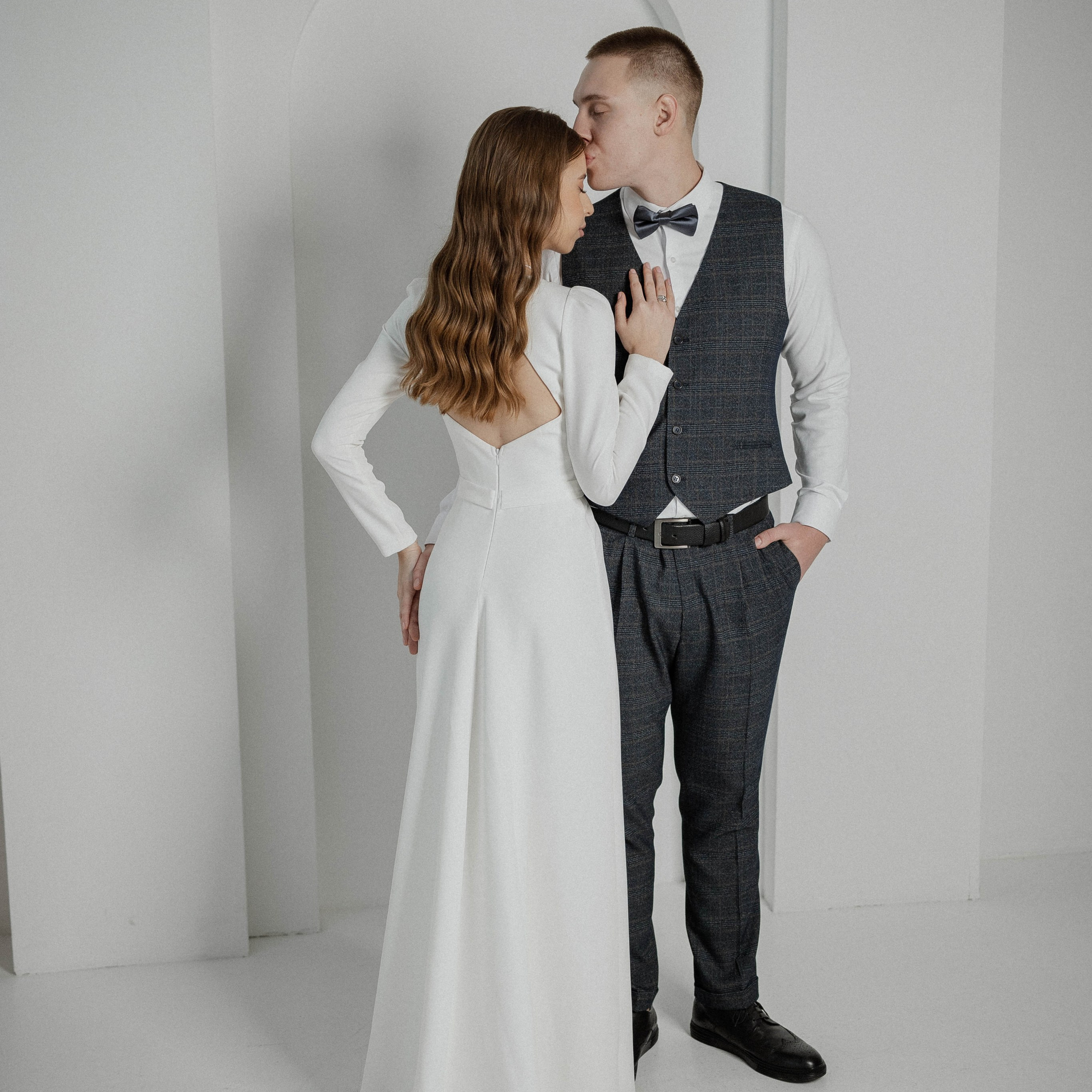 Арина & Никита. Фотостудия. Фотограф Уфа Башкирия Мухаметянова Алина. Свадебный семейный портретный