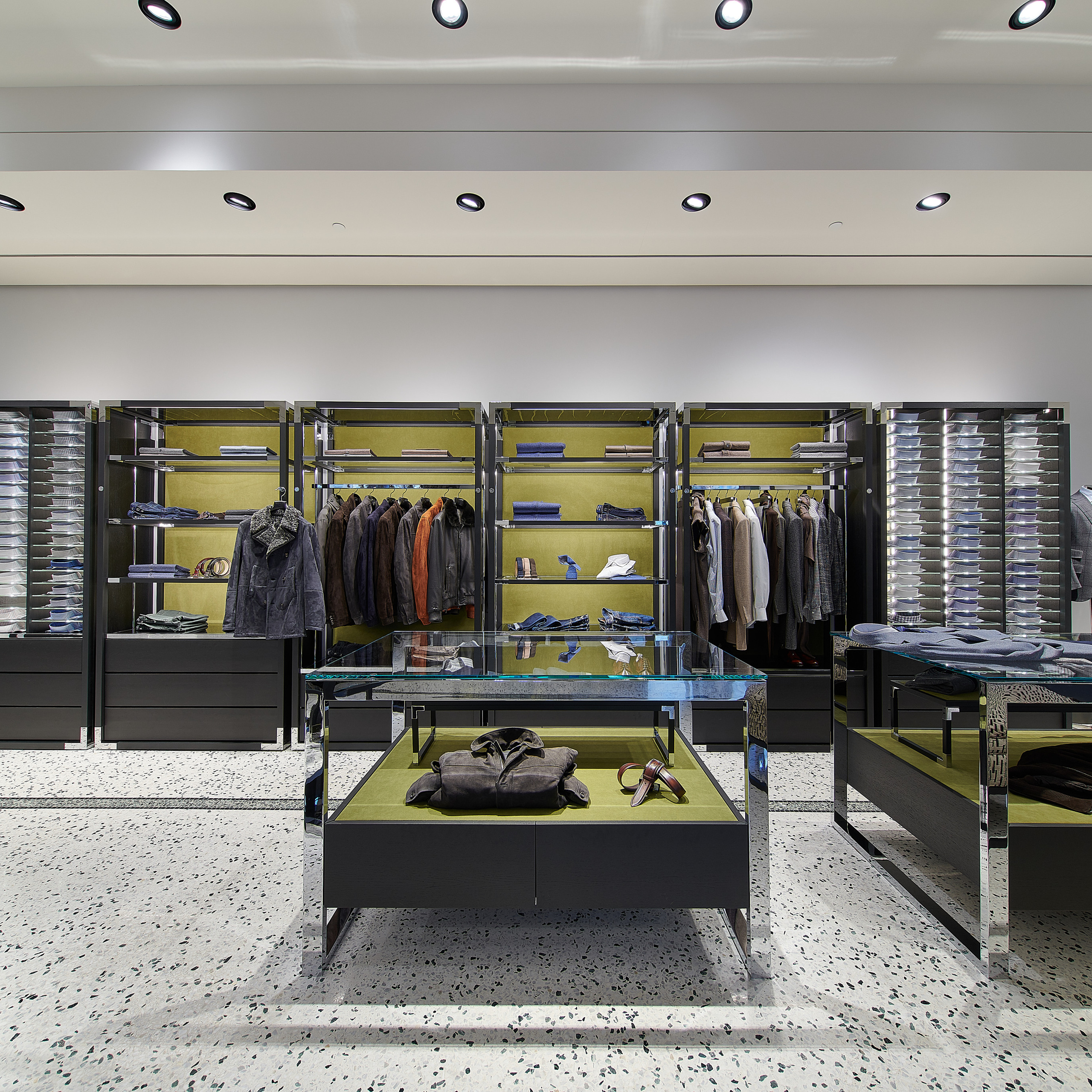 Фотографии интерьеров Cesare Attolini Moscow осень 2018 — осень 2020