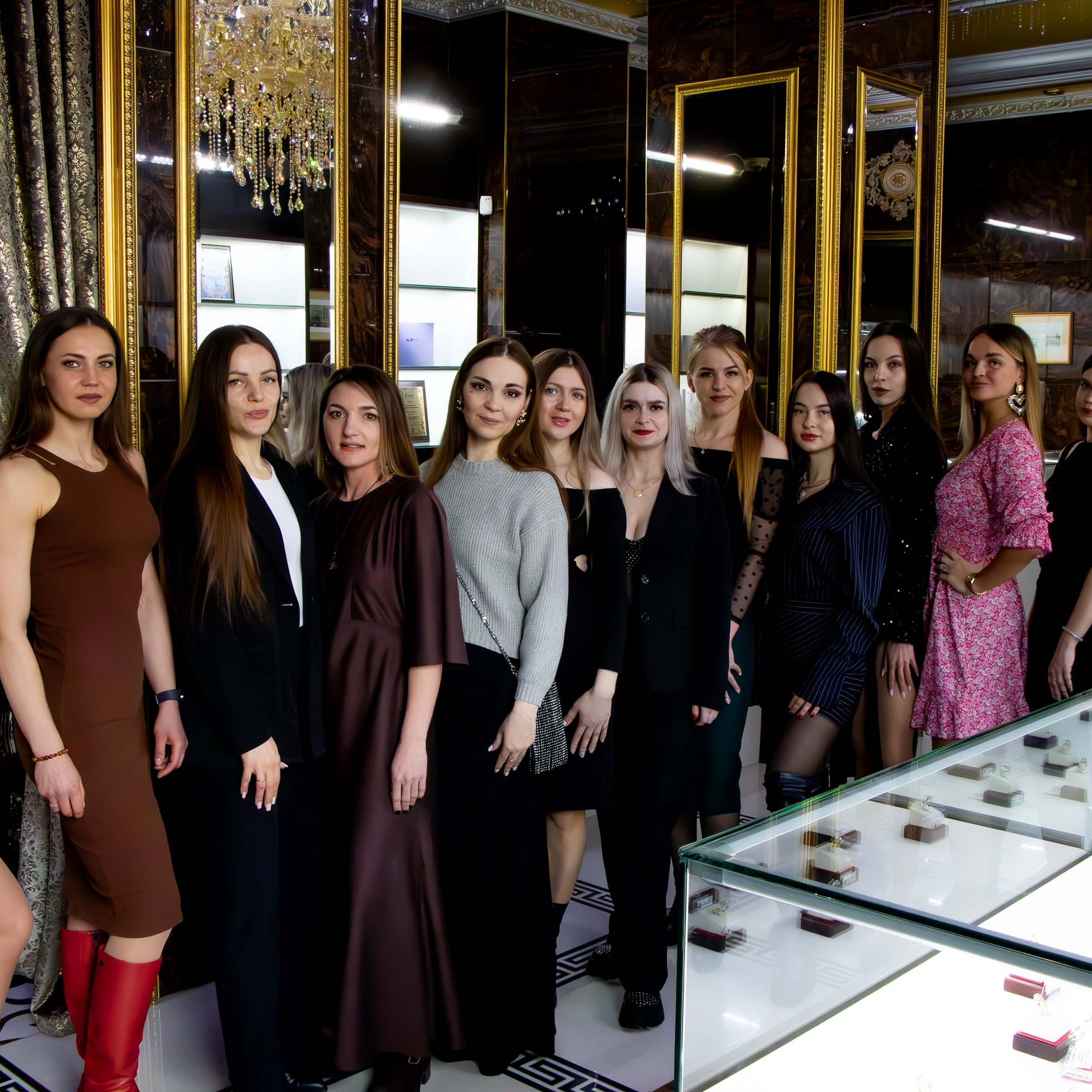 Мисс и Миссис Россия Земля в Изумруде Царском