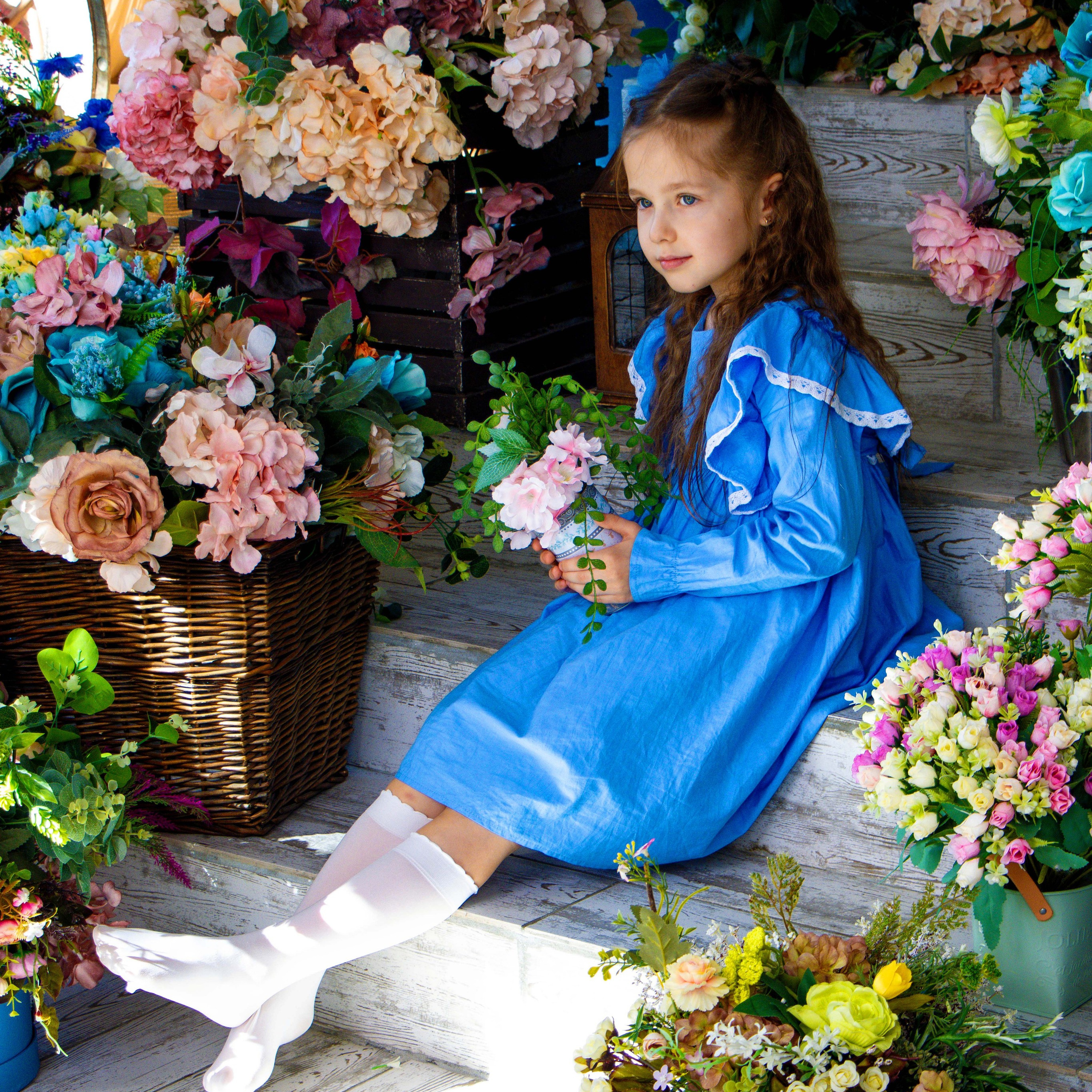 девчонка в цветах