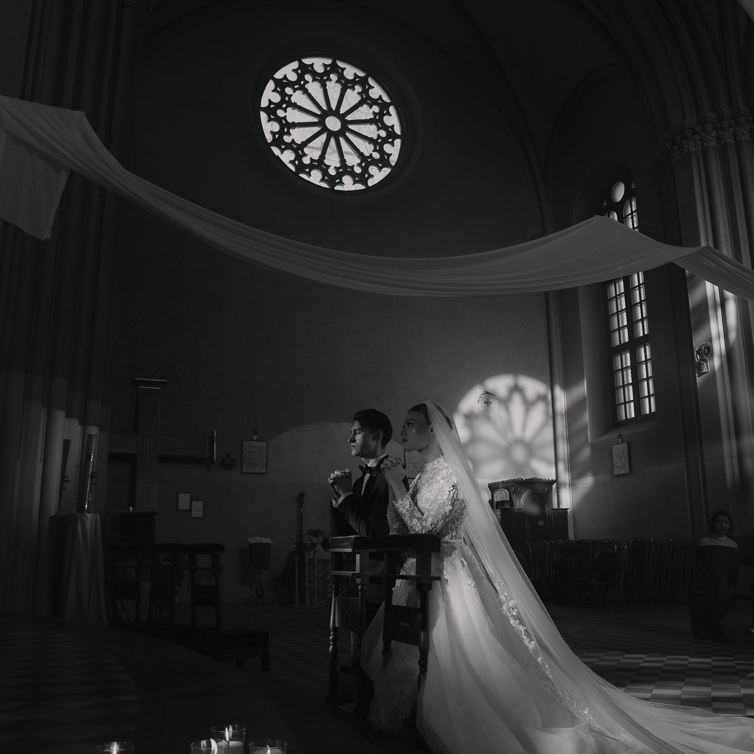 таинственно и сокровенно