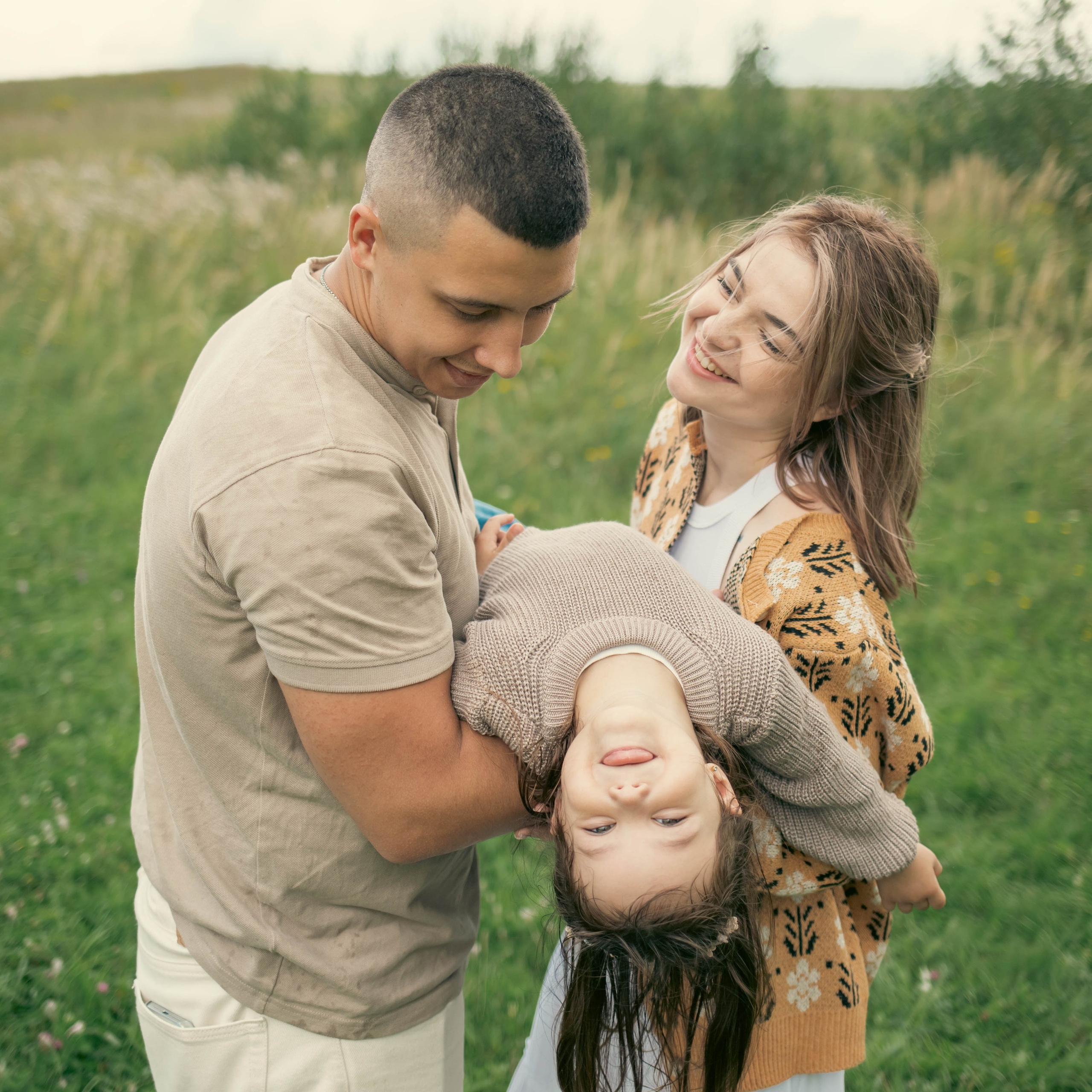 Илона Евгений Оливия