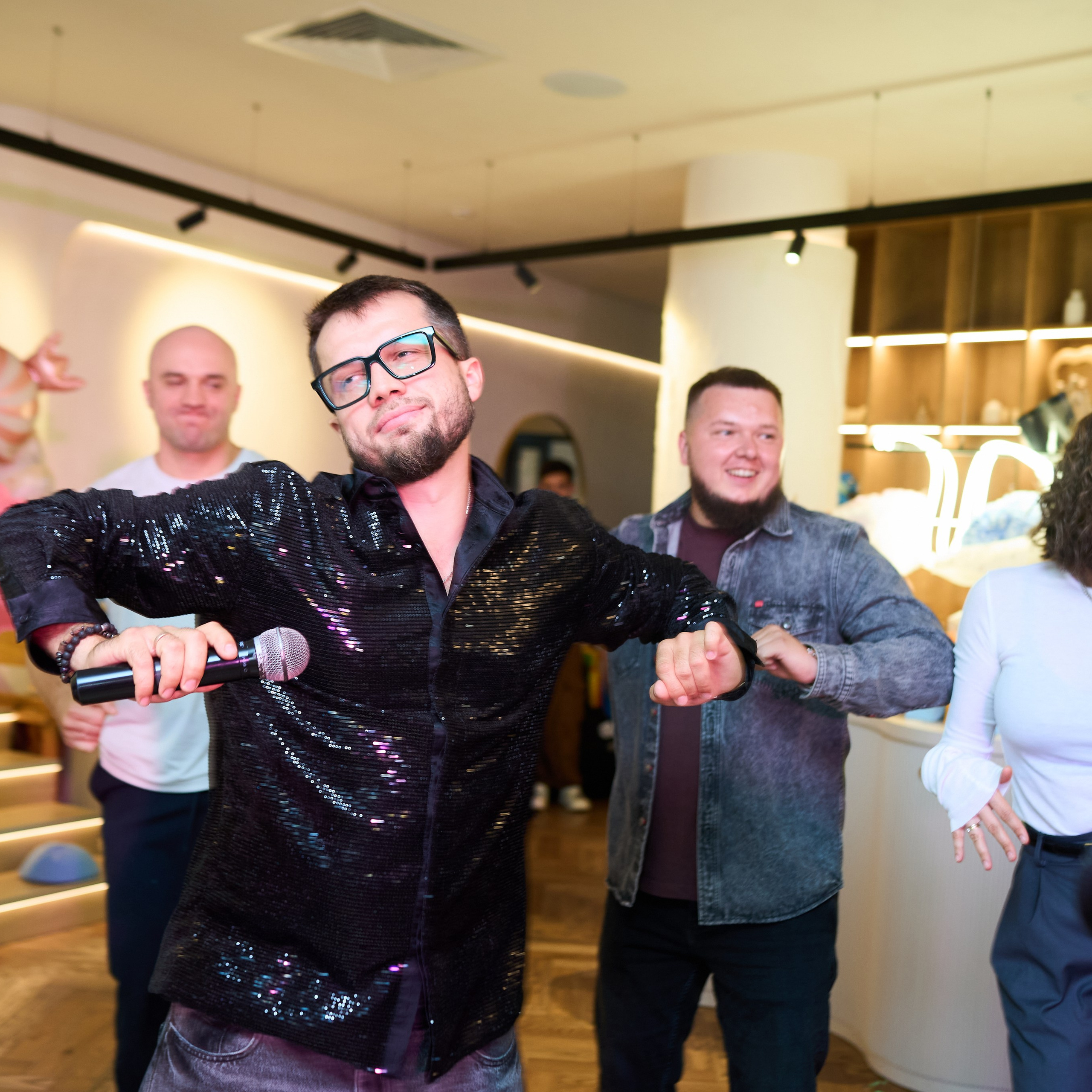 Фотограф на детский День Рождения. Репортажный и женский фотограф в Новосибирске