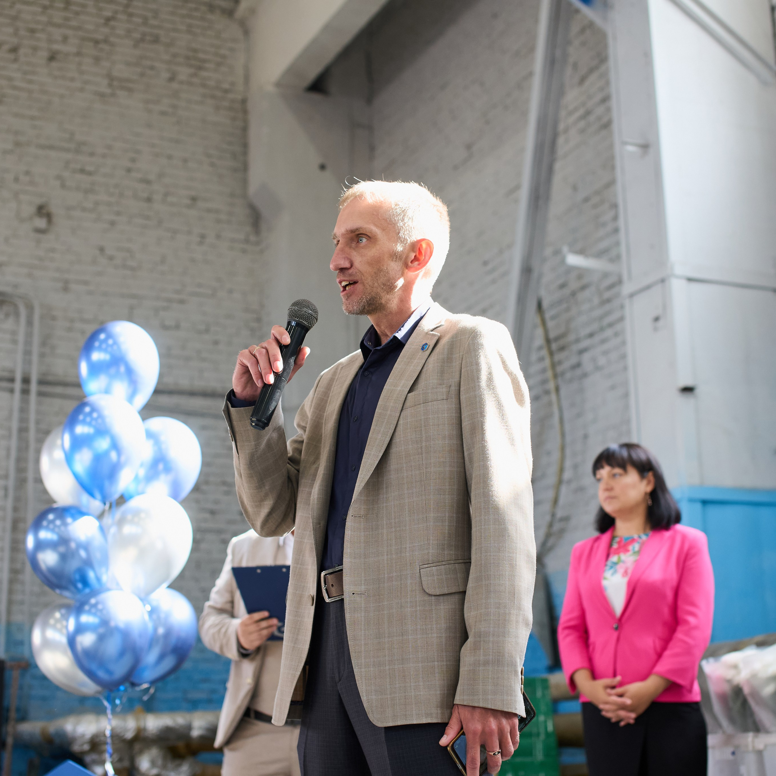 Репортаж с праздника ко дню строителя от фотографа Александра Видемана (Новосибирск). Репортажный и женский фотограф в Новосибирске