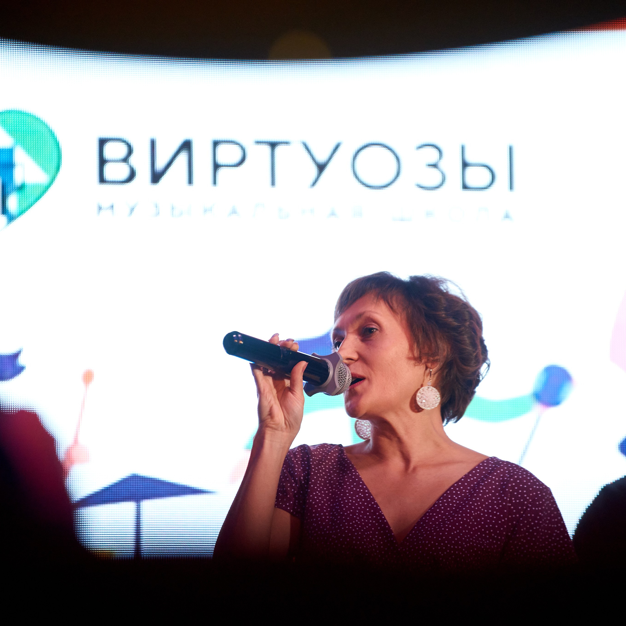 Репортаж с вокального конкурса музыкальной школы Виртуозы. Репортажный и женский фотограф в Новосибирске