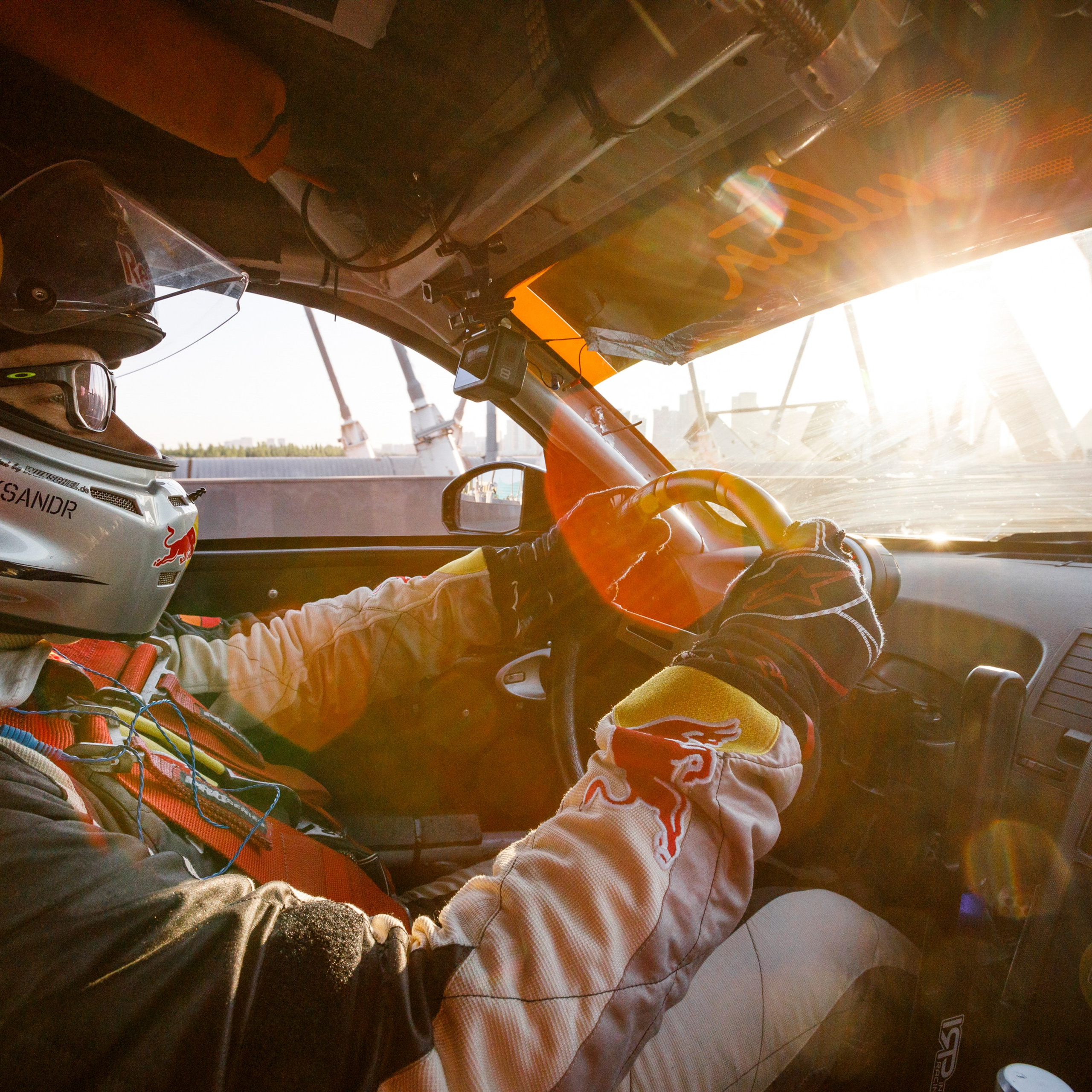 Фотограф в Алматы Виктор Магдеев