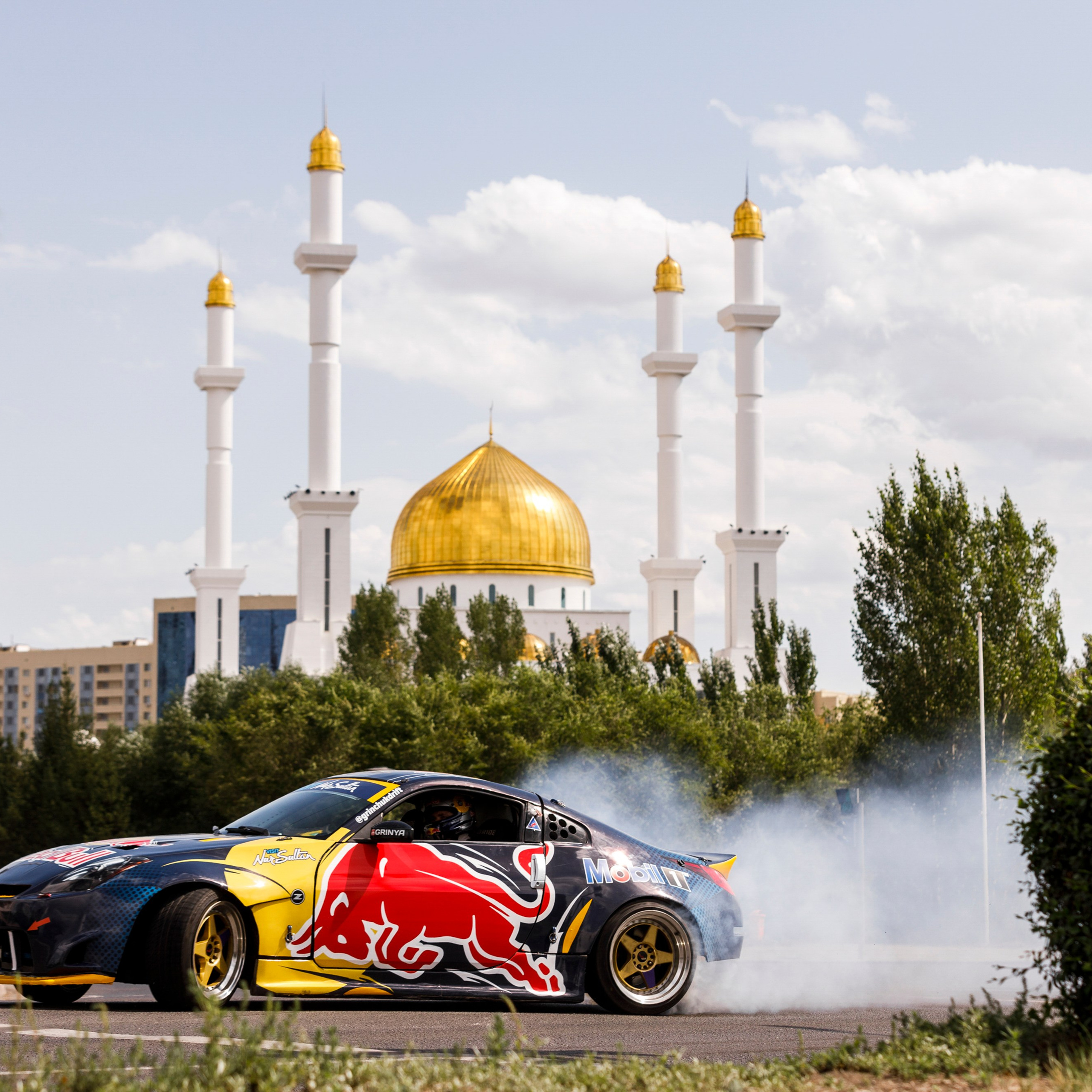 Фотограф в Алматы Виктор Магдеев