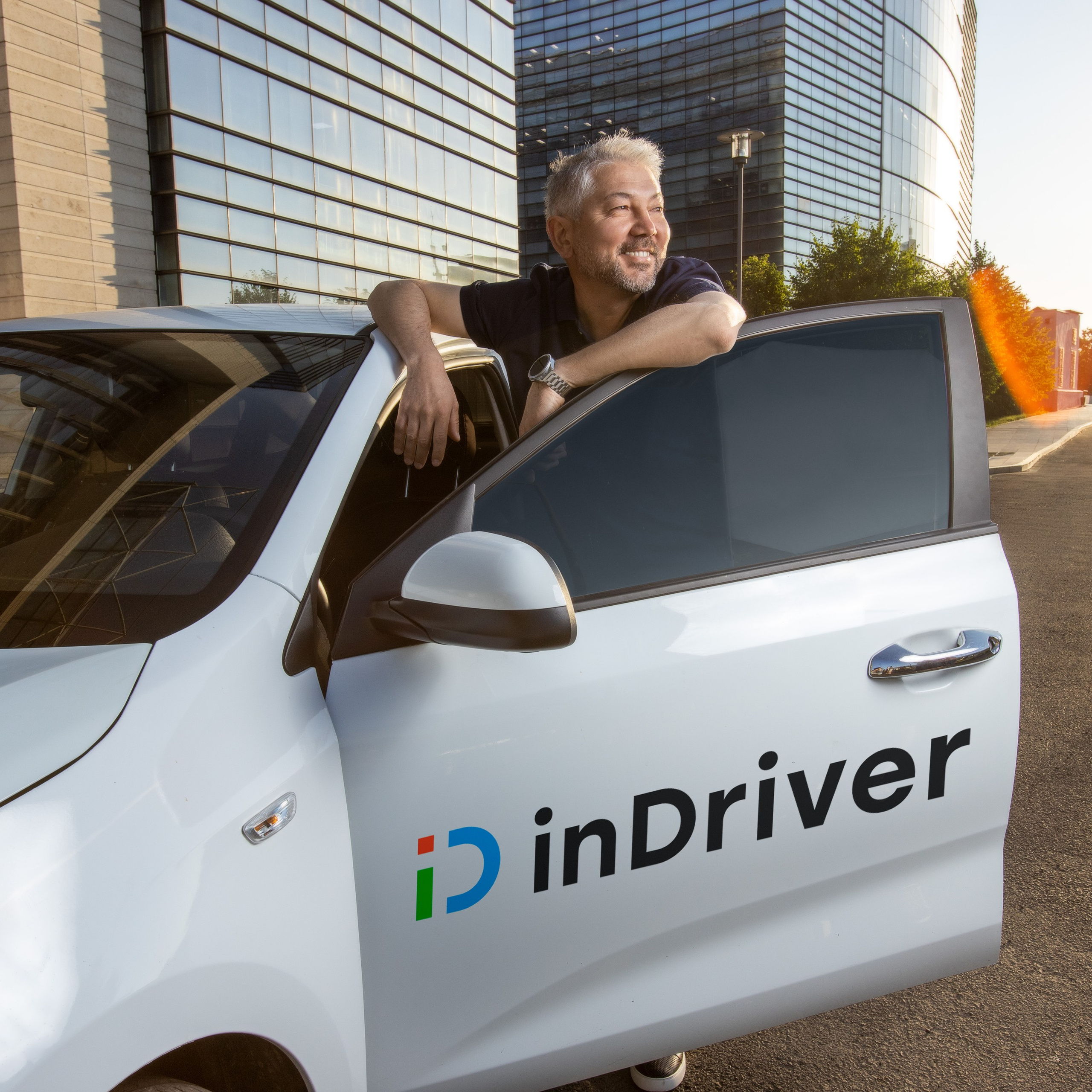 Фотограф в Алматы Виктор Магдеев