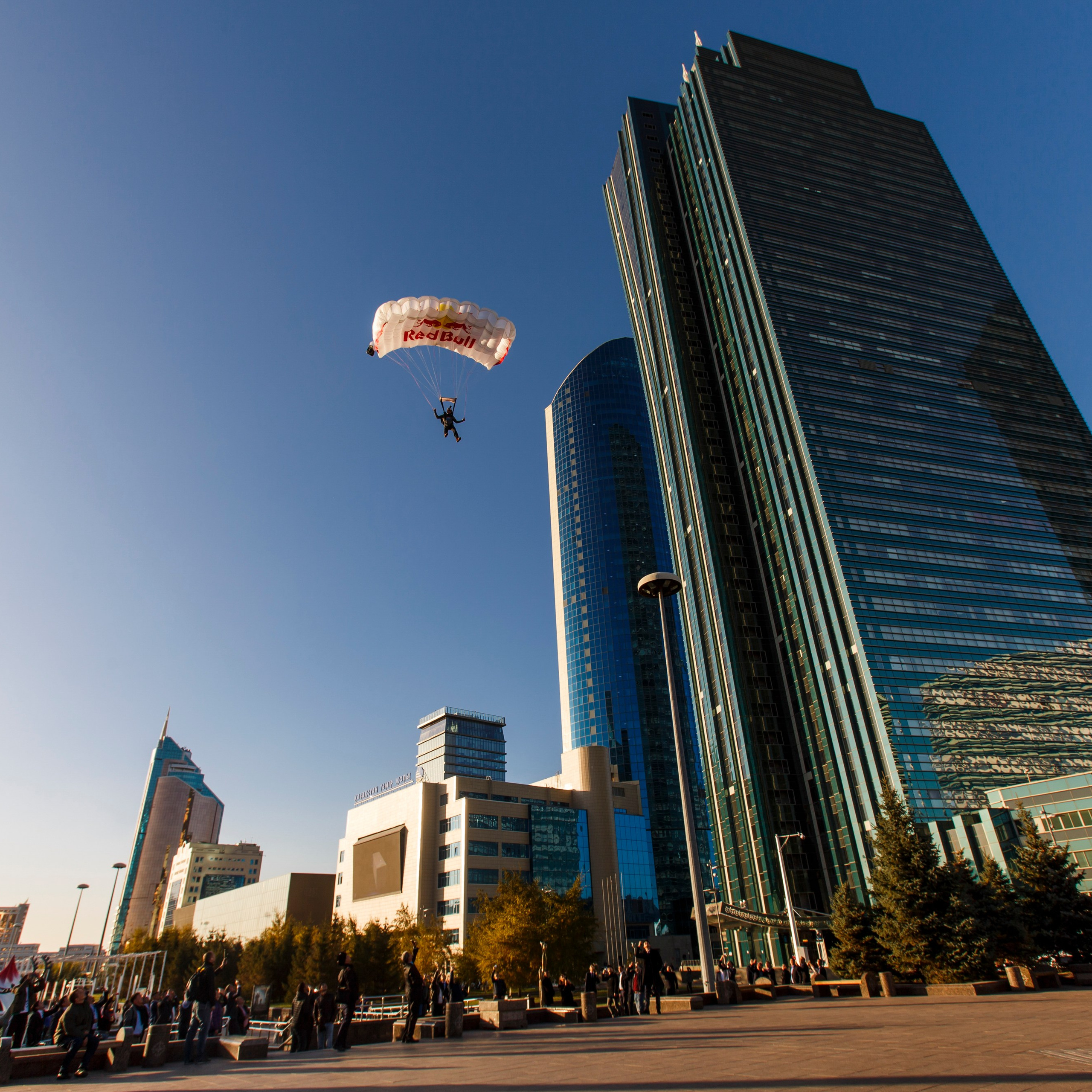 Фотограф в Алматы Виктор Магдеев