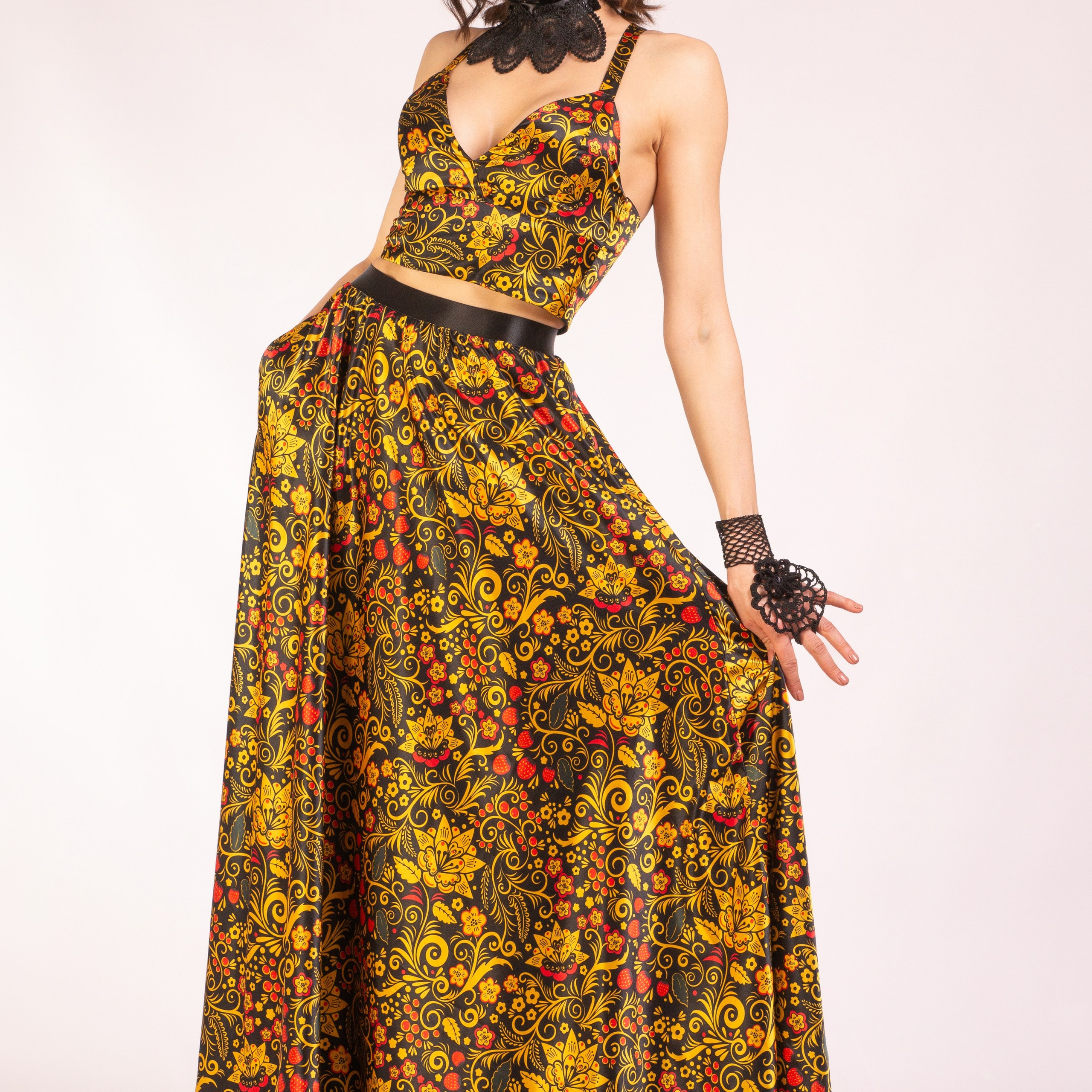 Костюм шелковый. Бренд одежды IriS