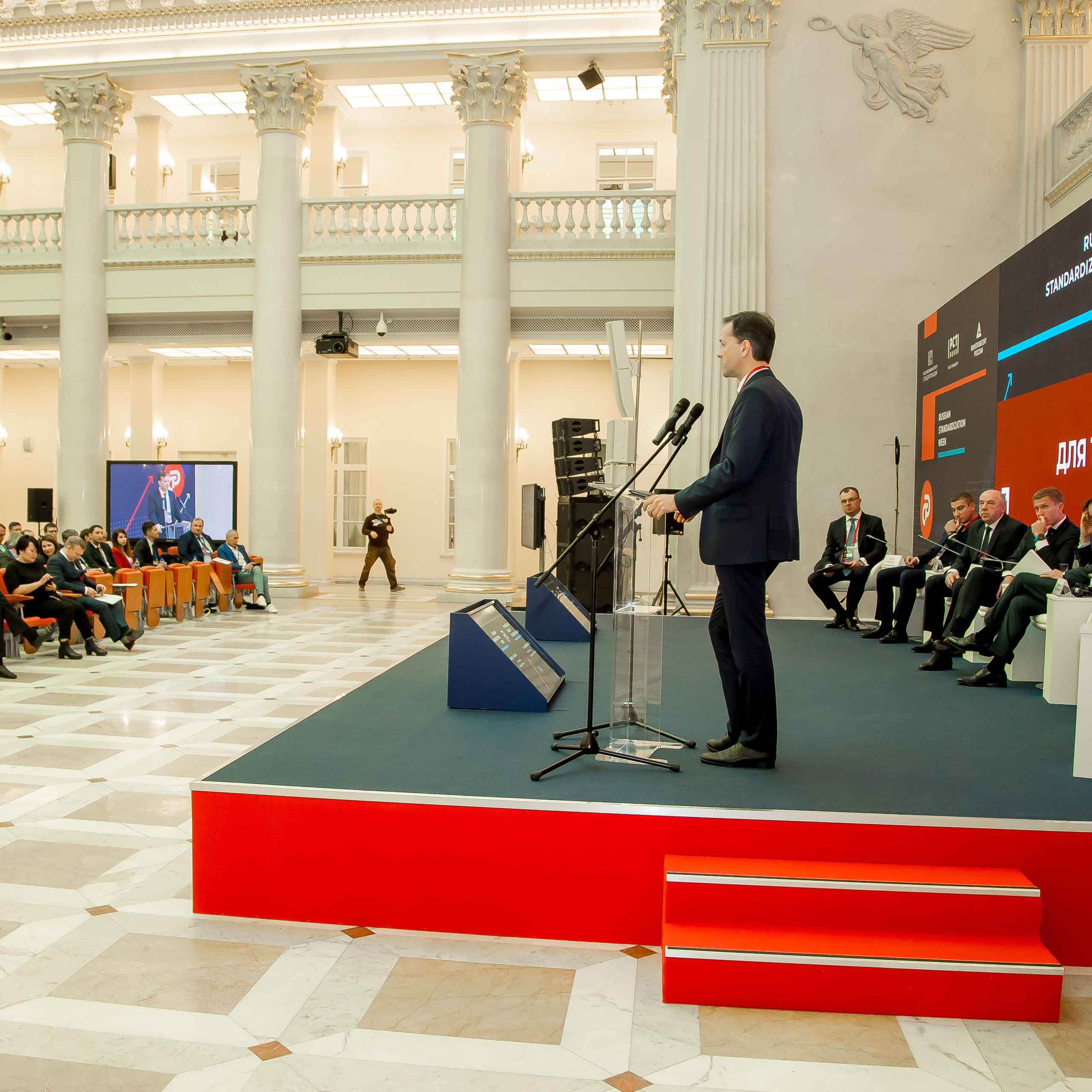 Фотограф на конференцию заказать в  Спб (Санкт-Петербург)