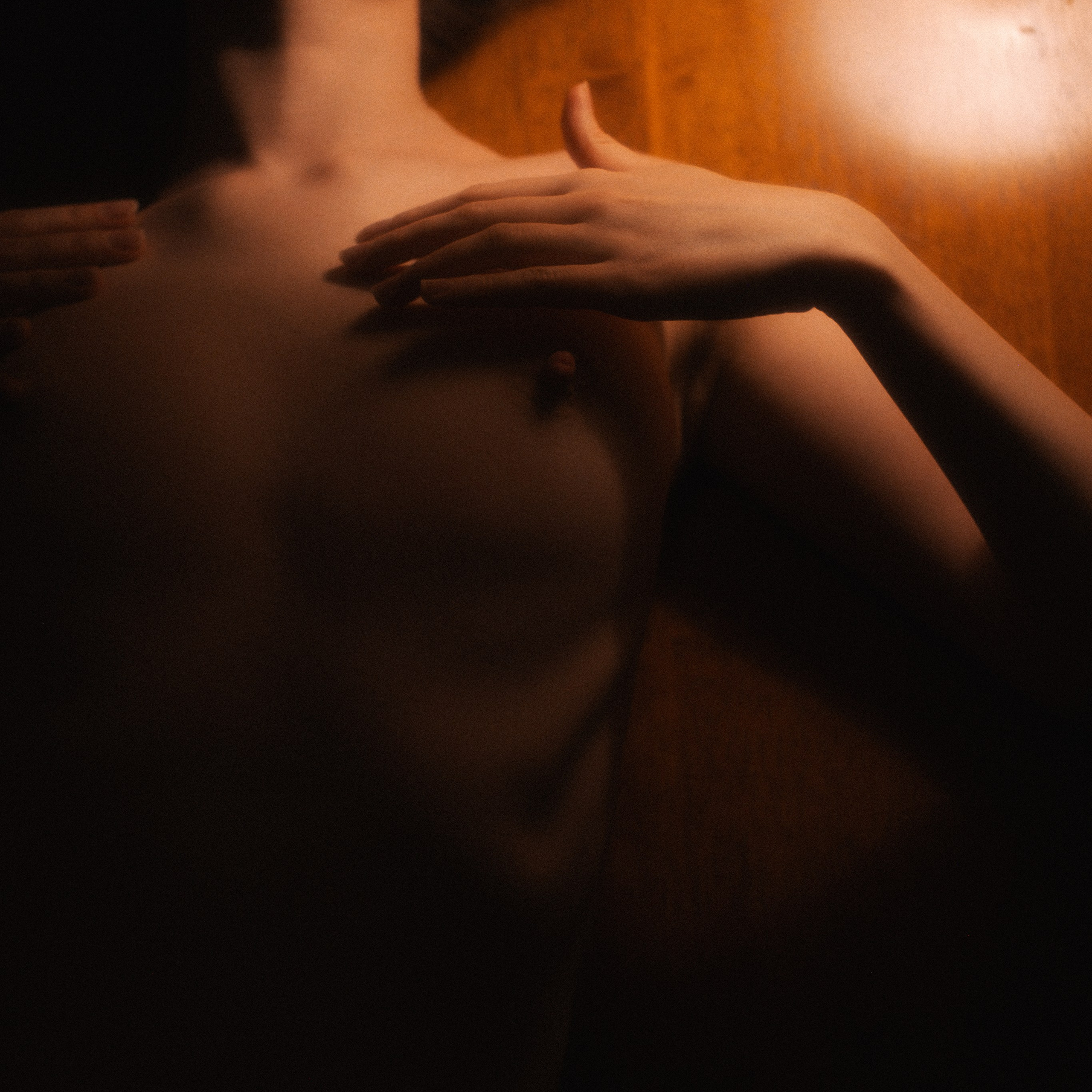 Ню фотограф в Москве и Новосибирске · Дарья Сомниум · съёмки для женщин 30+