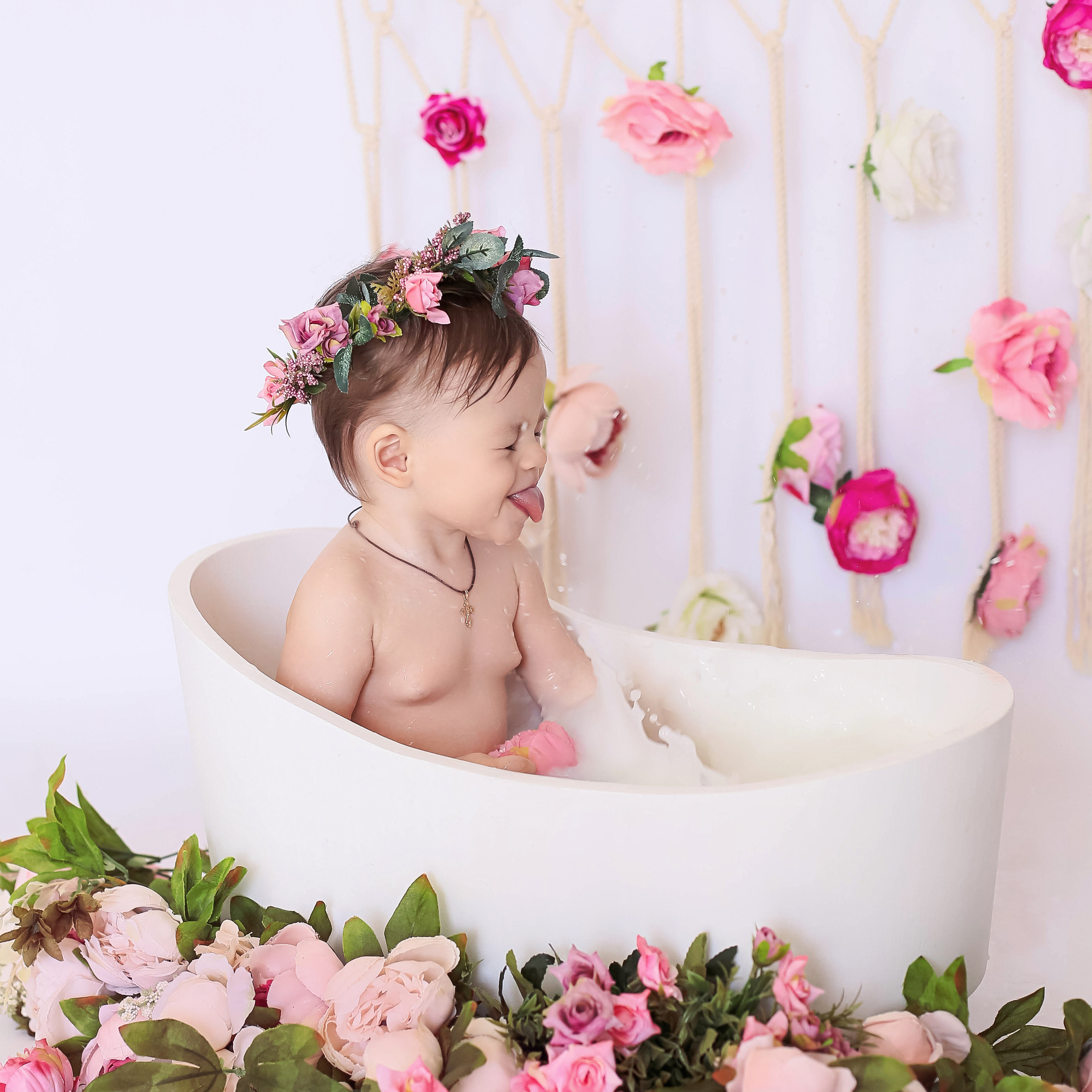 Ванна с цветами