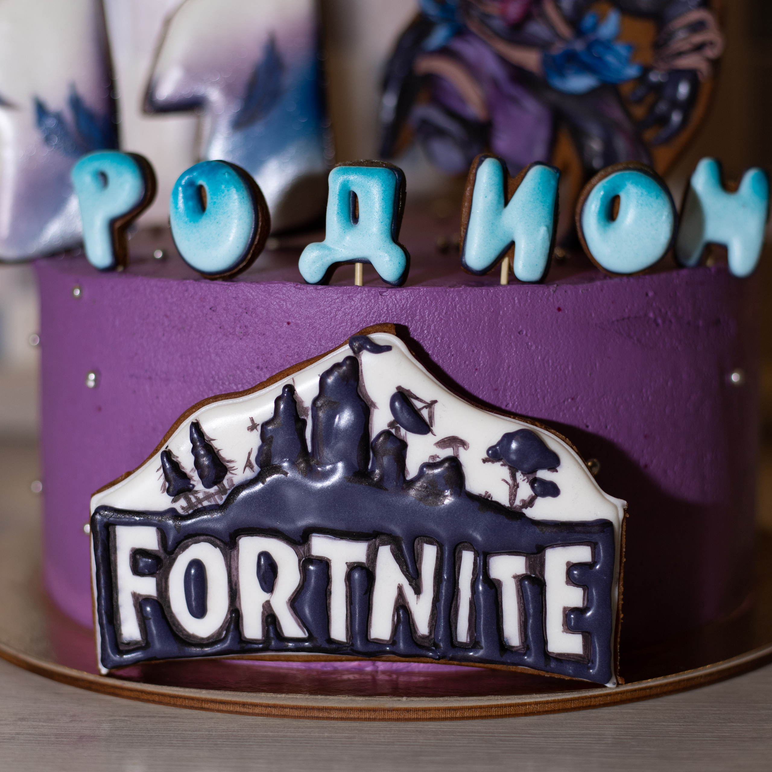 Фотография торта. украшения торта. Торт. Торт с украшениями. Украшения пряники.