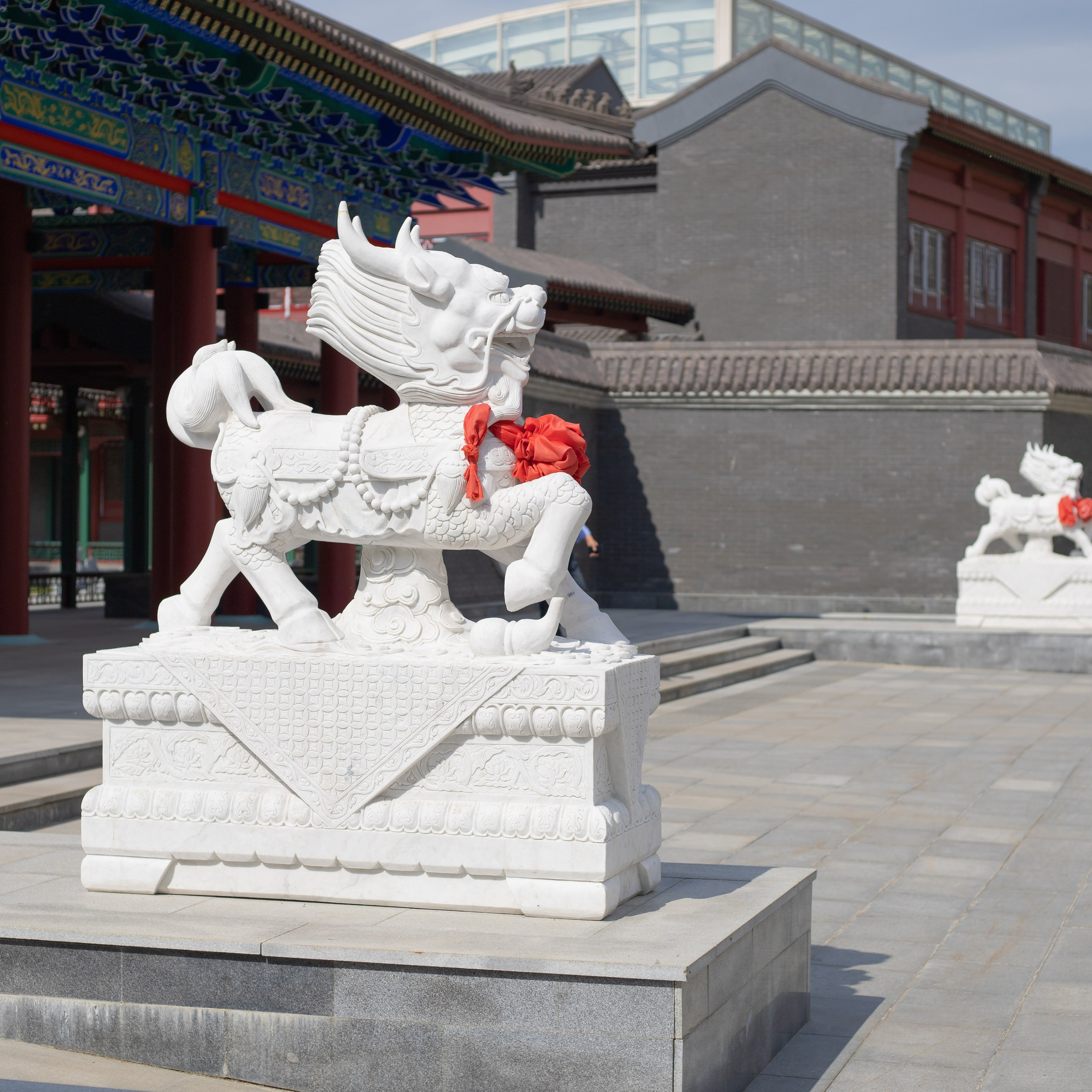 Парк Хуамин. Арка Цзыюнь