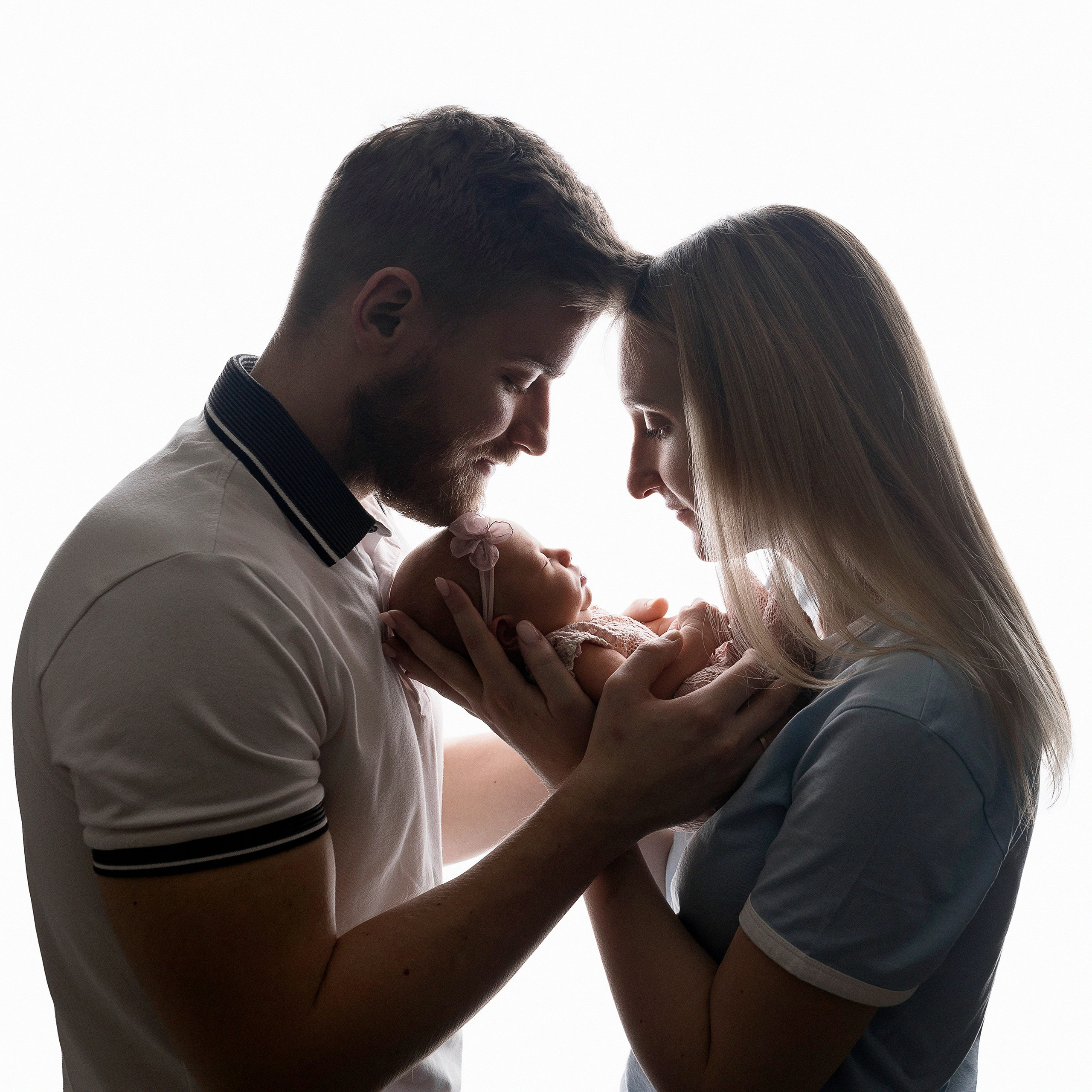 Малышке 12 дней