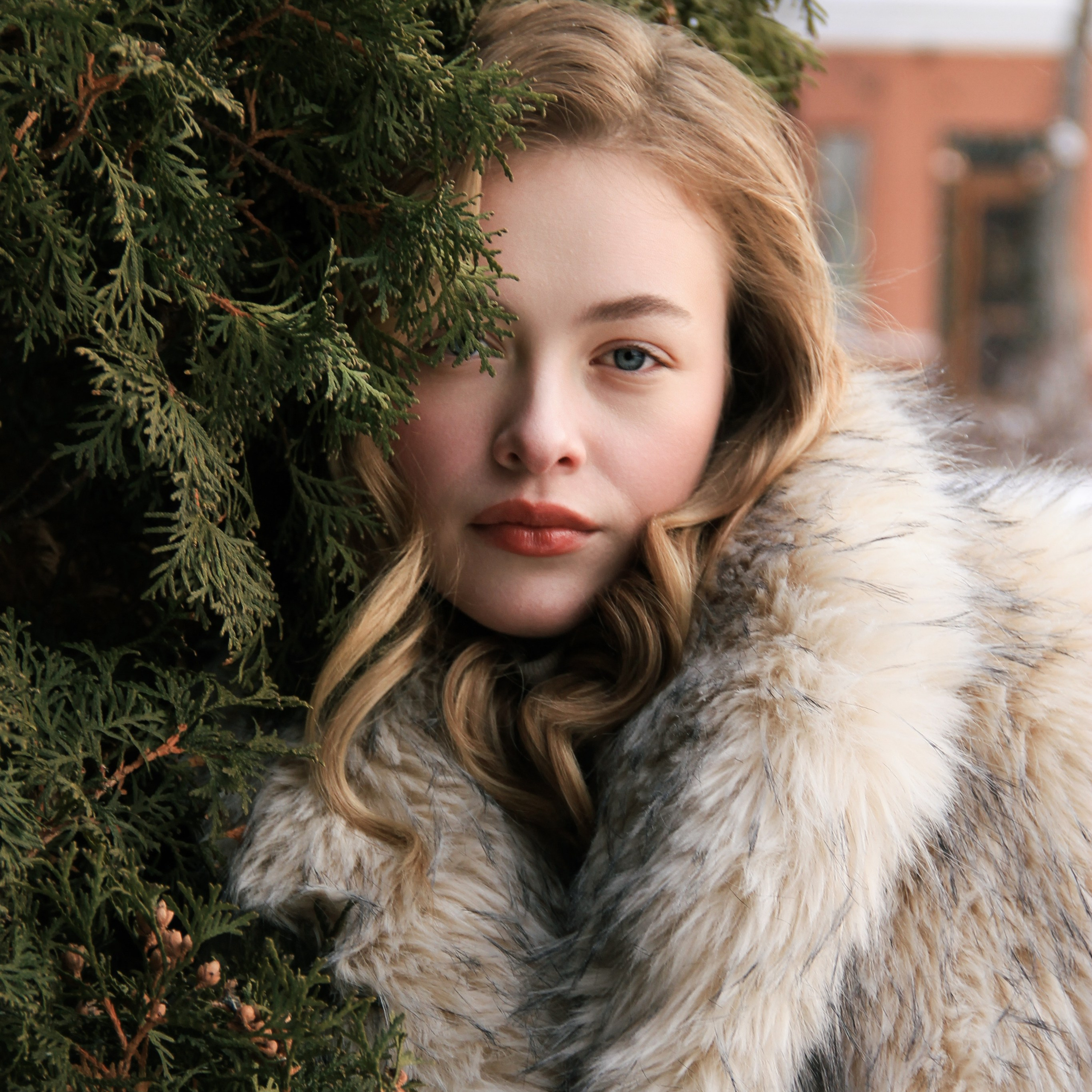 Производство портретных женских и семейных фото